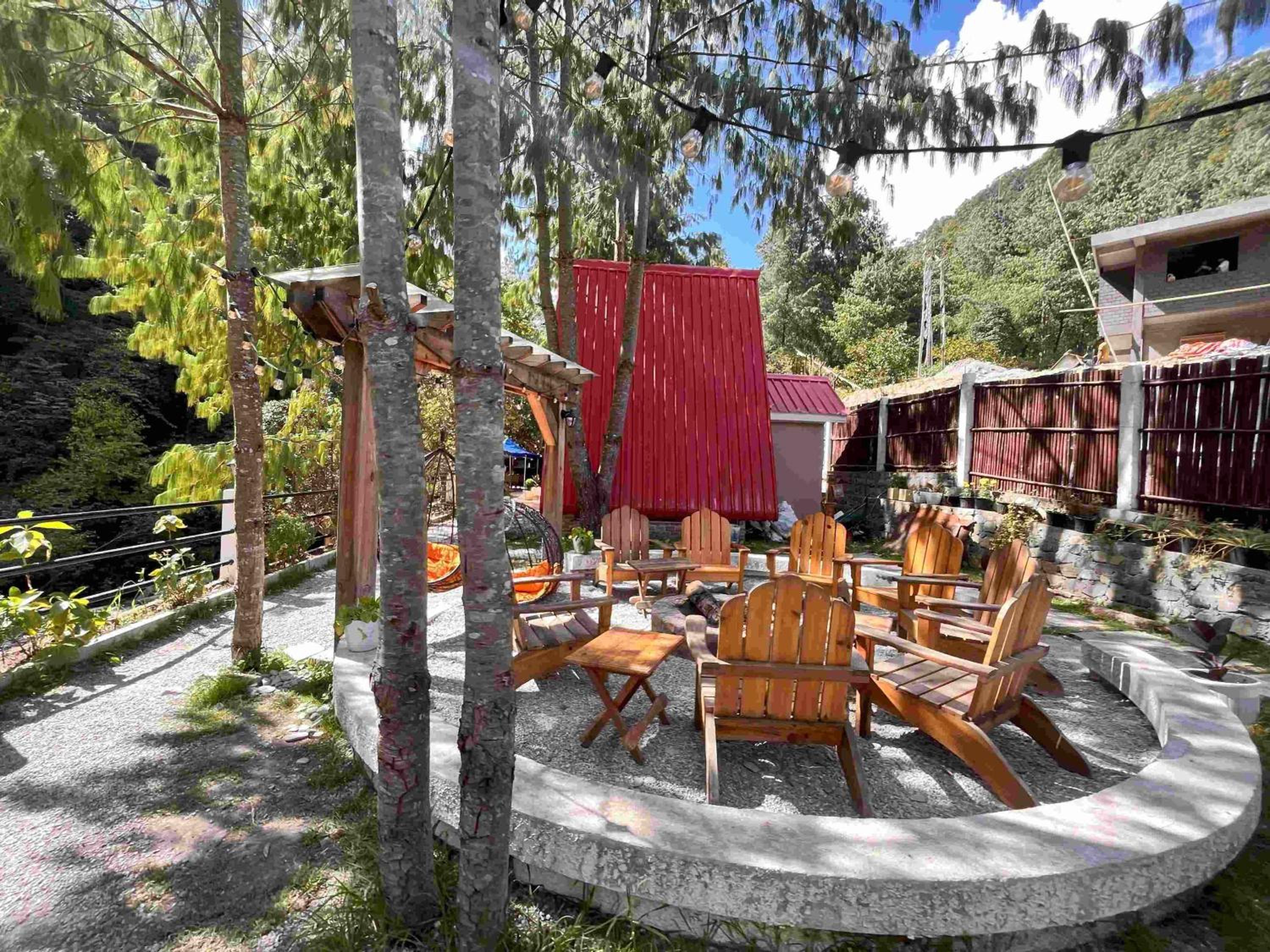 Oakley Groves Encamp