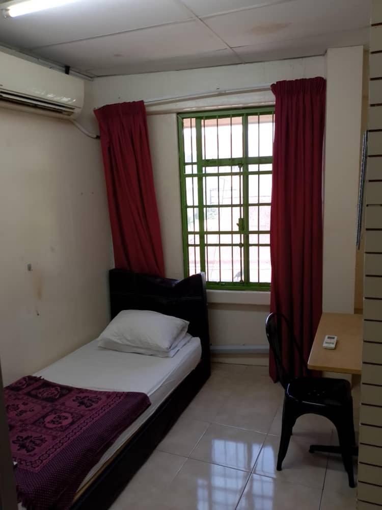 Meera Heritage Motel