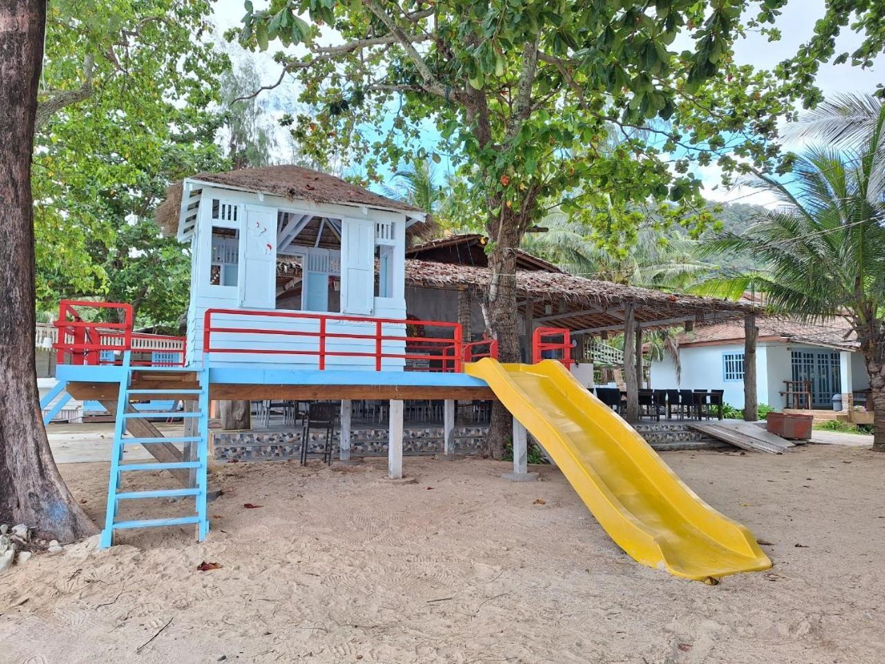 Banana Beach Resort