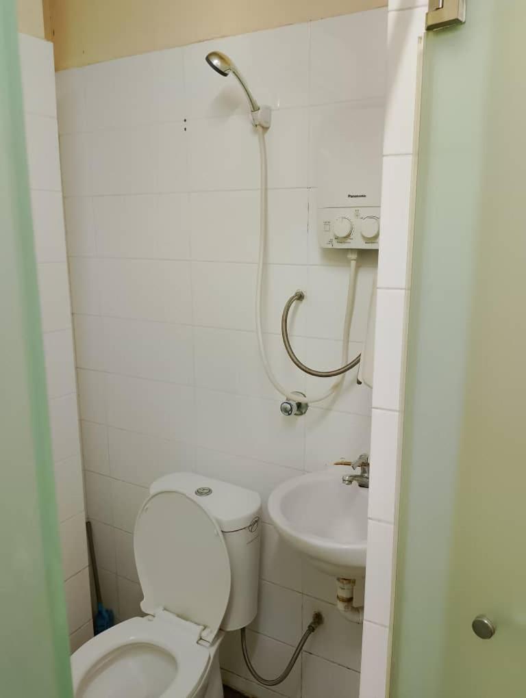 Meera Heritage Motel