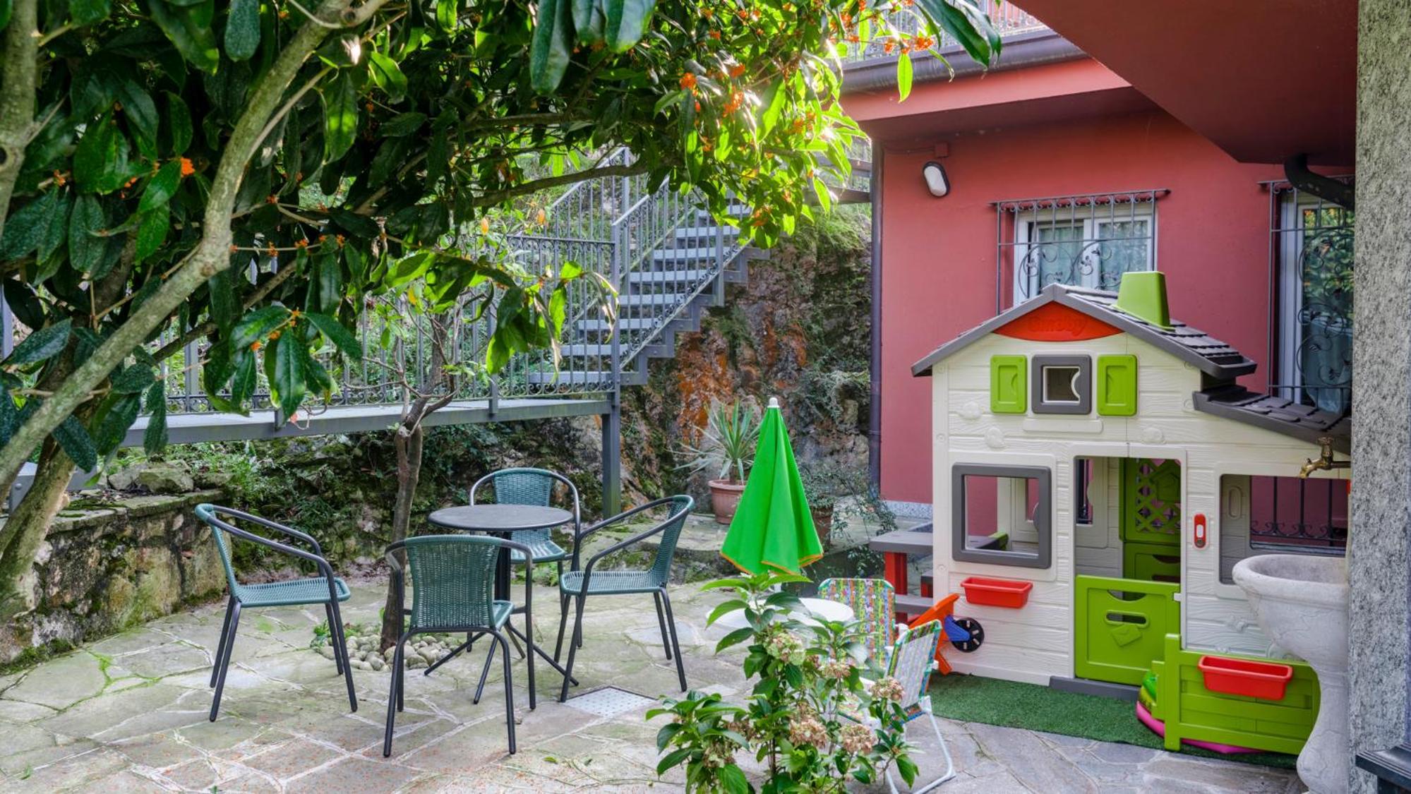 VILLA EDEN 8, Emma Villas