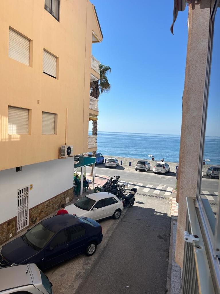 Hotel APARTAMENTO A 10 METROS DE LA PLAYA - Image 1