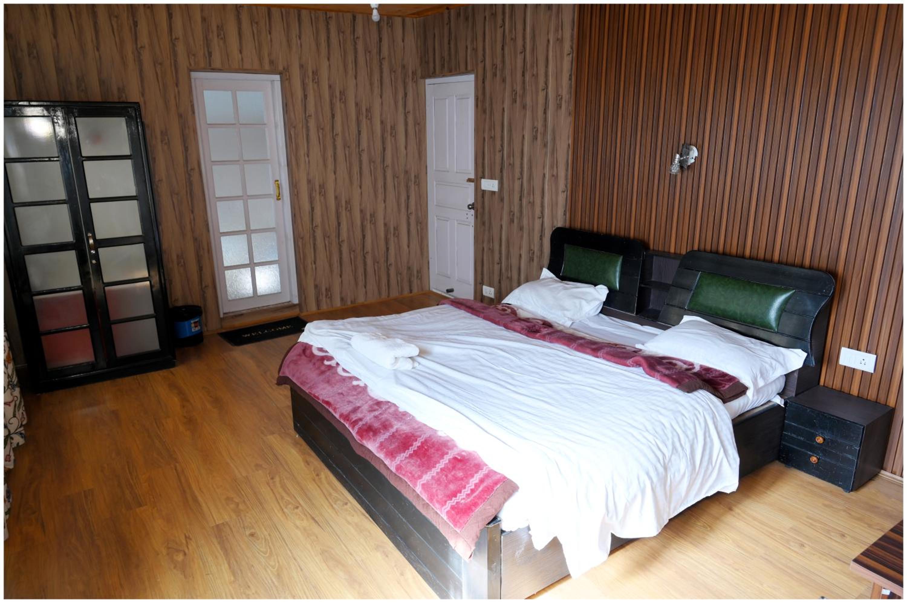 Photo 7