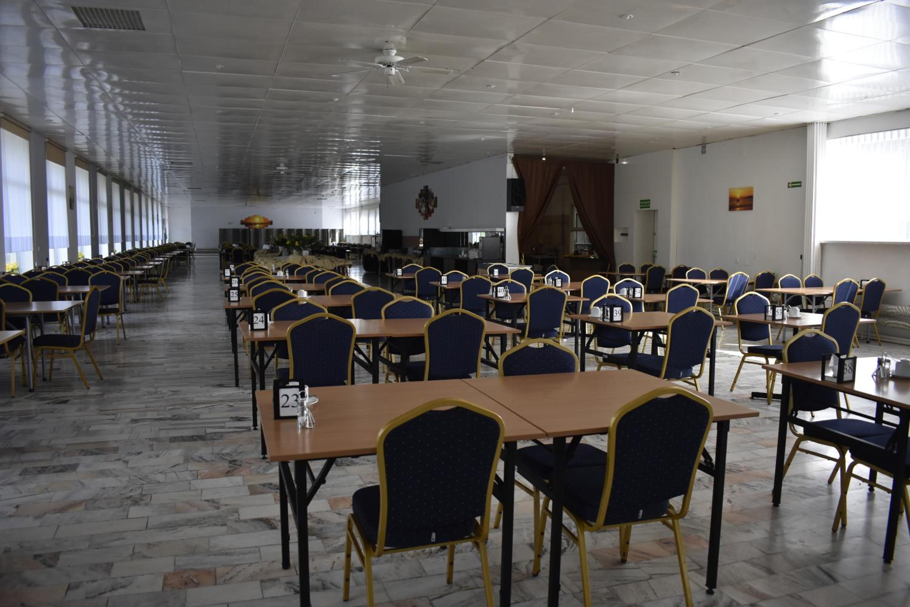 banquet hall