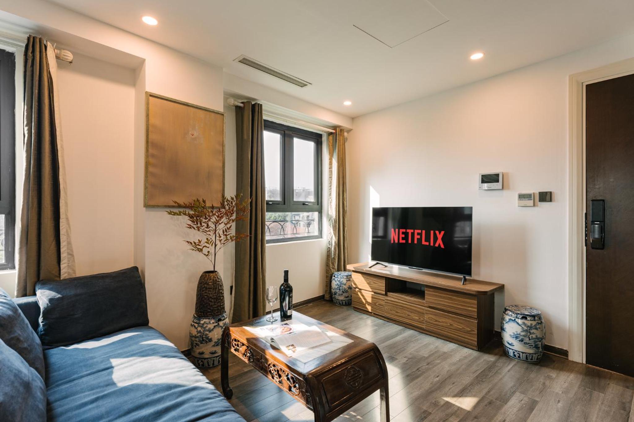 T Place Luxury Apartment Hoan Kiem Lake by SSens Homes