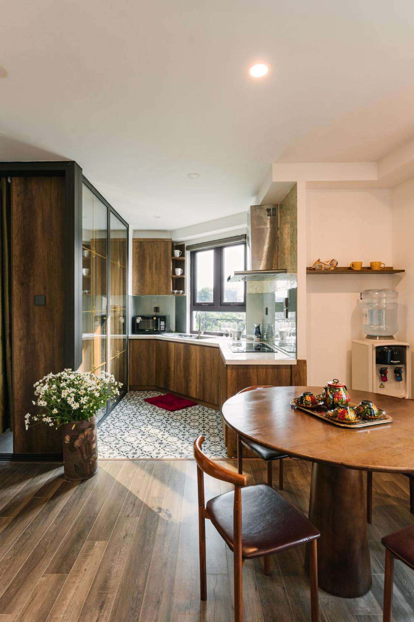 T Place Luxury Apartment Hoan Kiem Lake by SSens Homes