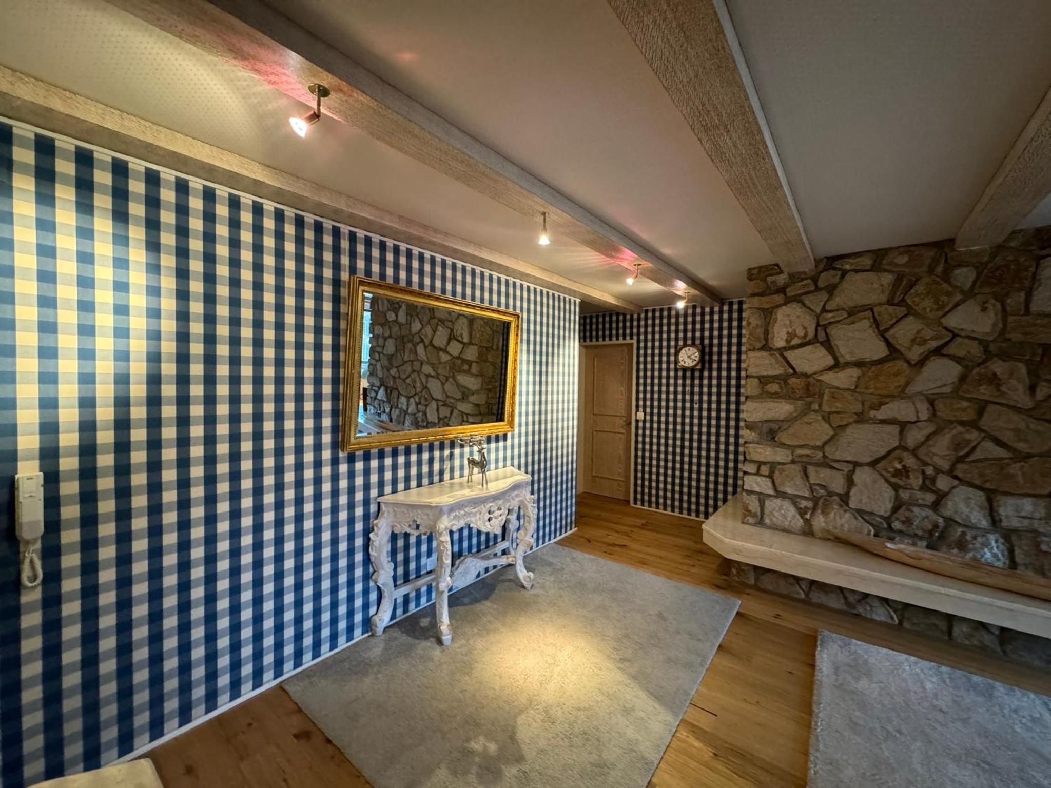 Herrliche 3 Schlafzimmer Wohnung in Davos zentral & exklusiv
