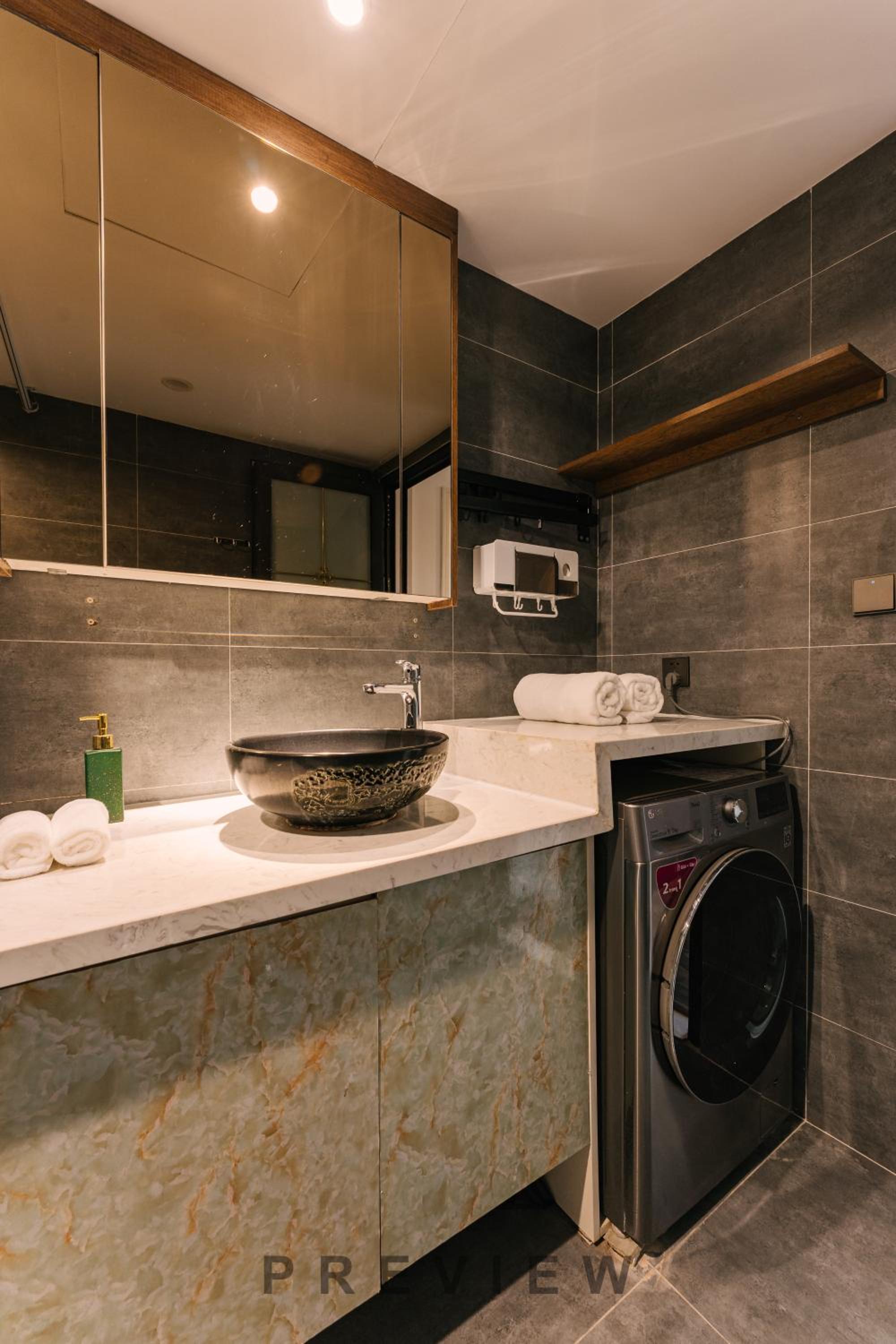 T Place Luxury Apartment Hoan Kiem Lake by SSens Homes