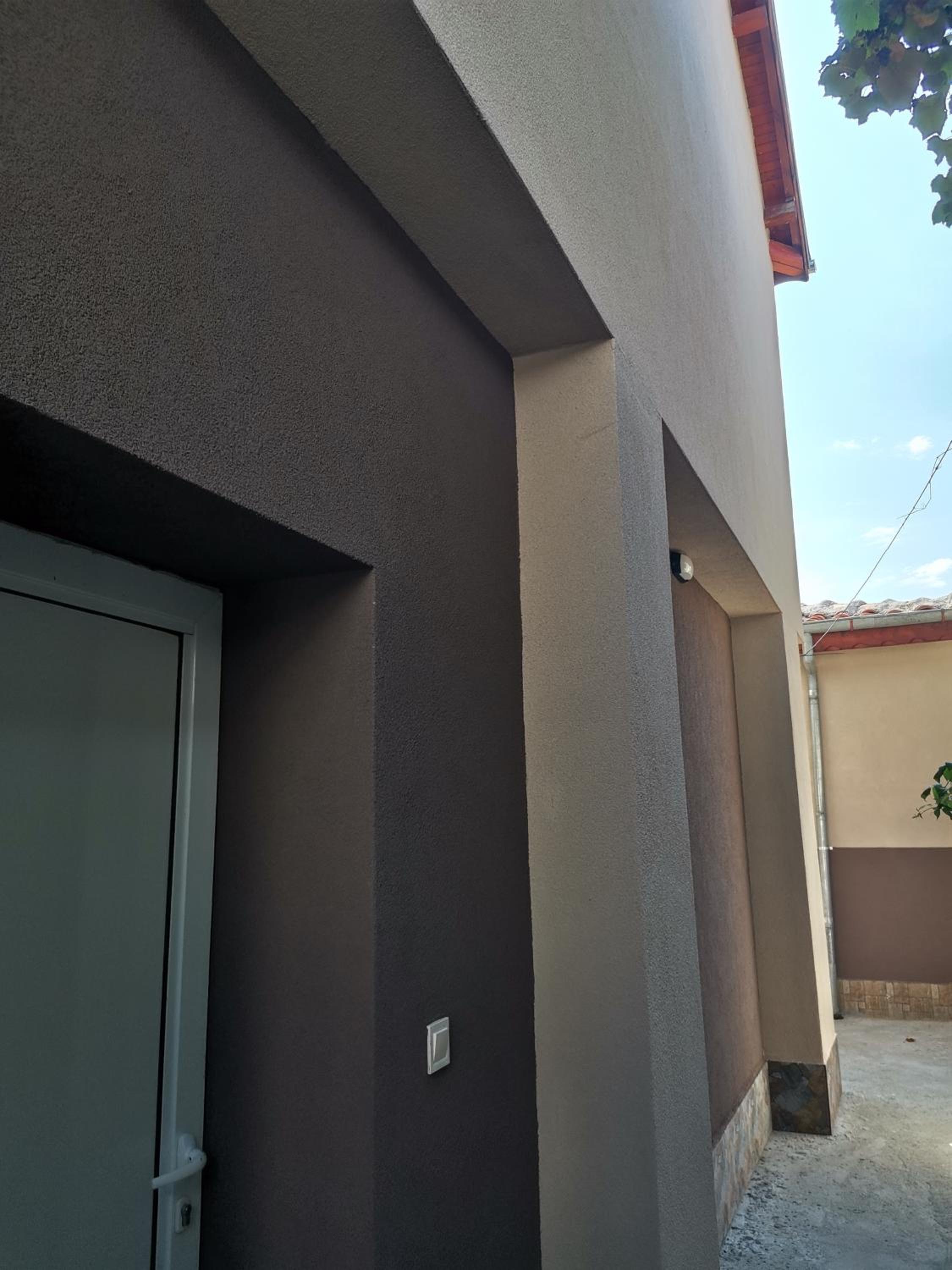 Guest Room Descreet