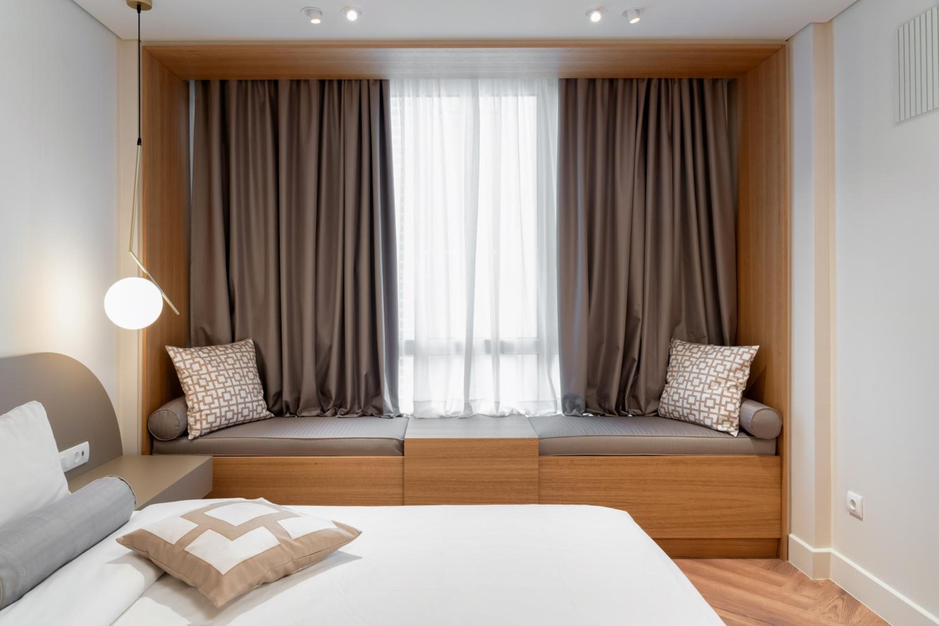 Dion Luxury Suites
