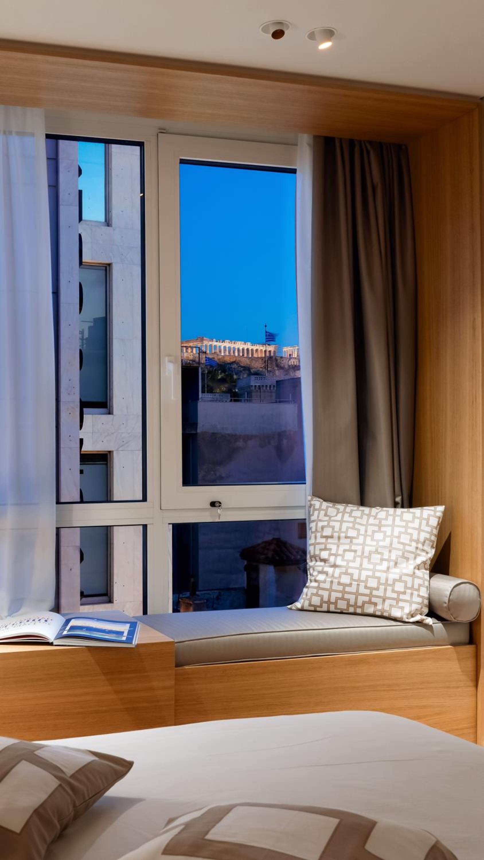 Dion Luxury Suites