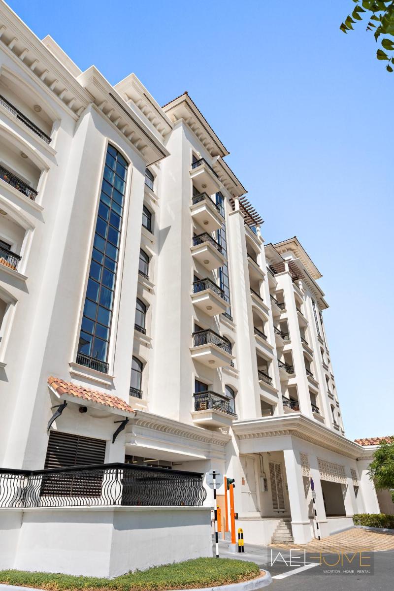 Abu Dhabi Vacations - WelHome - Luxury Apt Close to Yas Water and Ferrari World - Property Image 5