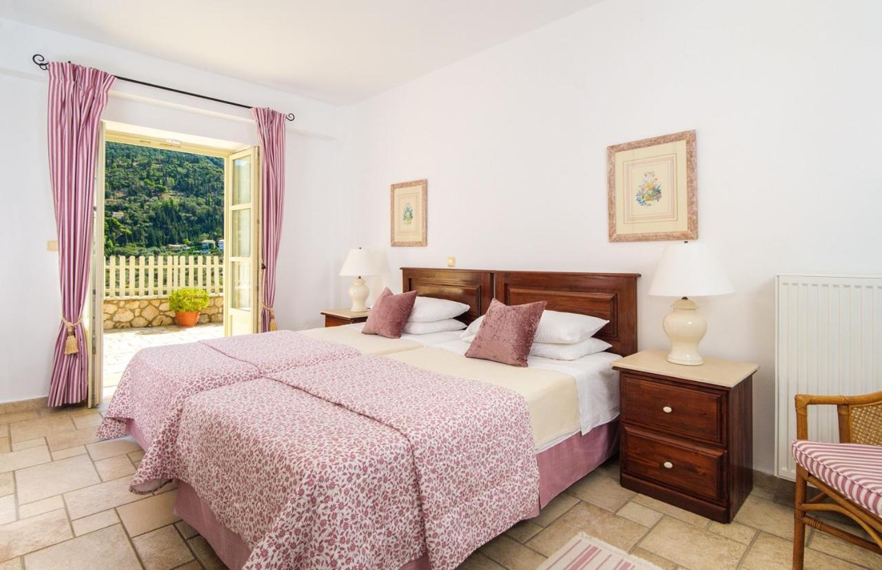 Villa Valia
