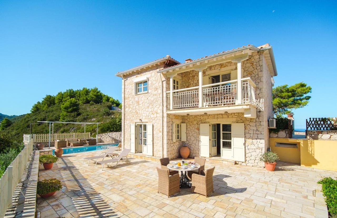 Villa Valia