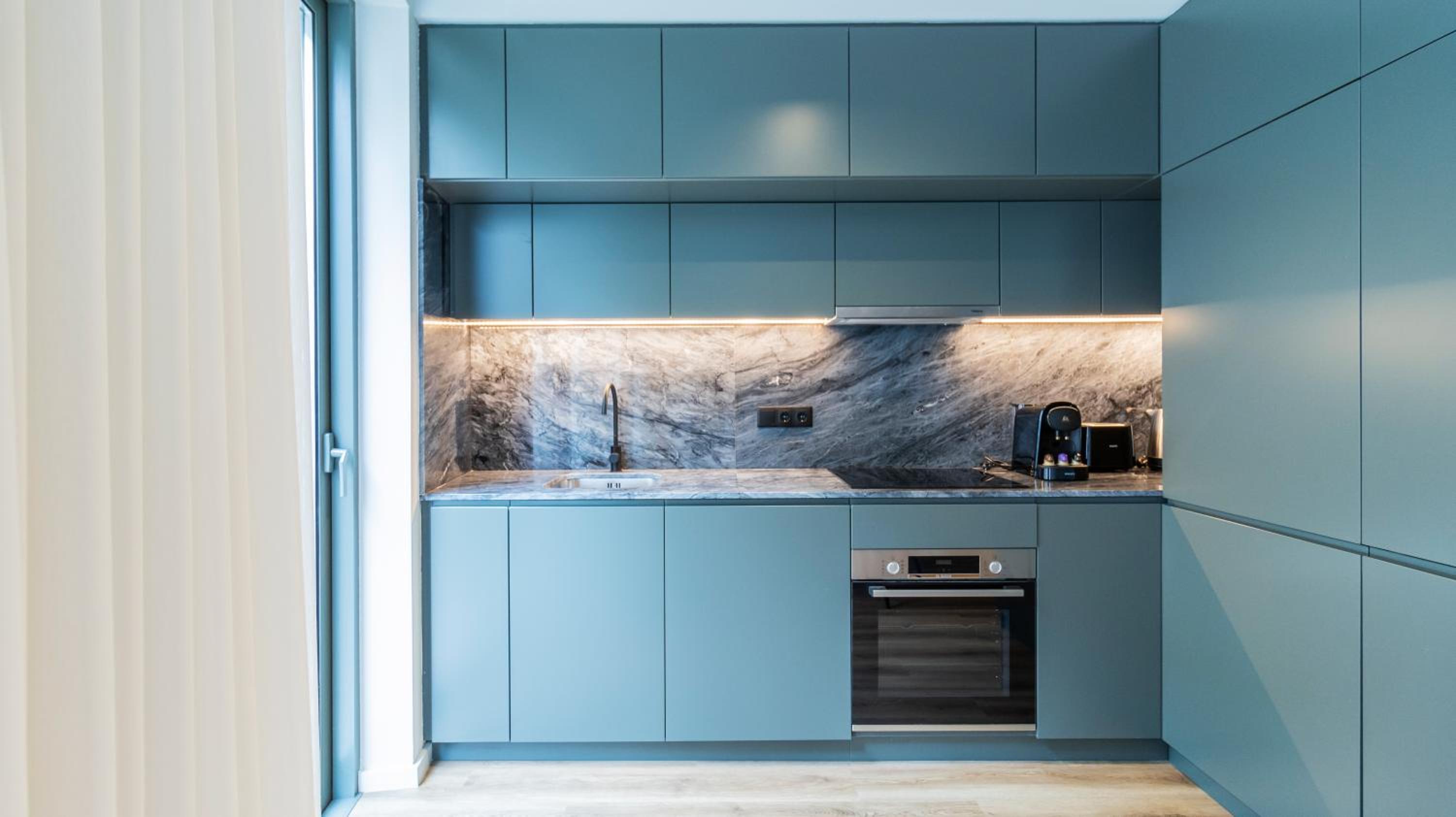 RUAH Apartments by LovelyStay