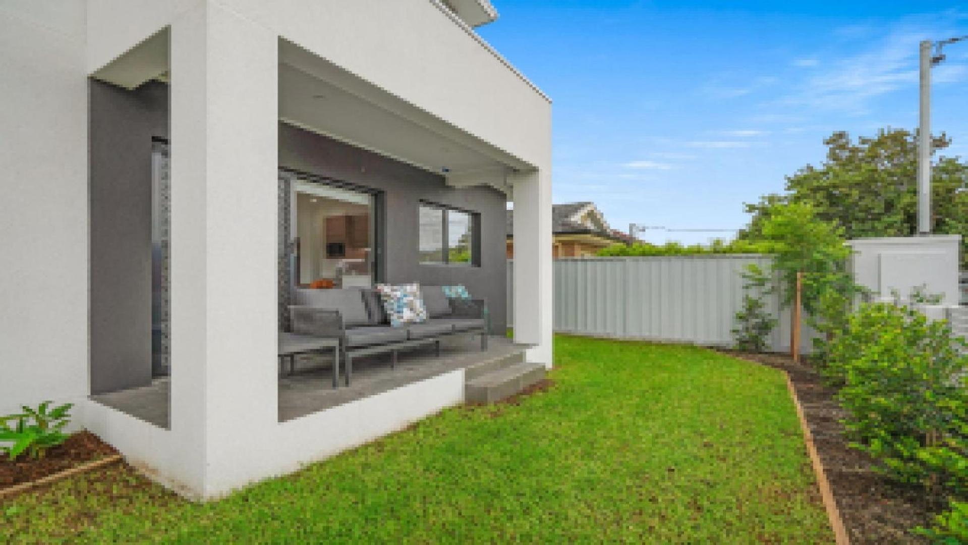 Bay Bliss U1 - Booker Bay, walk to Ettalong beach, shops, cafes