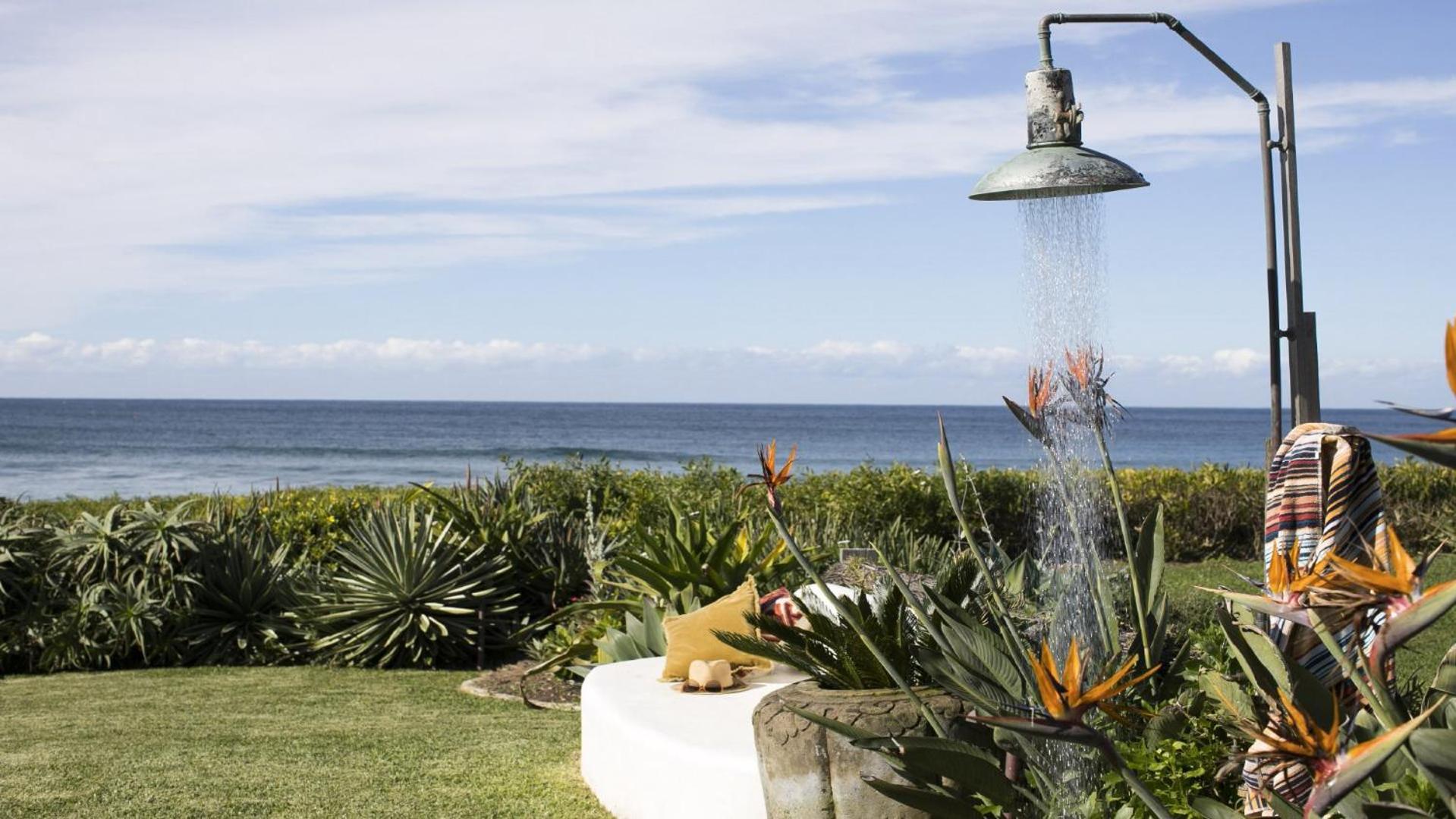 Philotimo - Absolute Beach Front at North Avoca