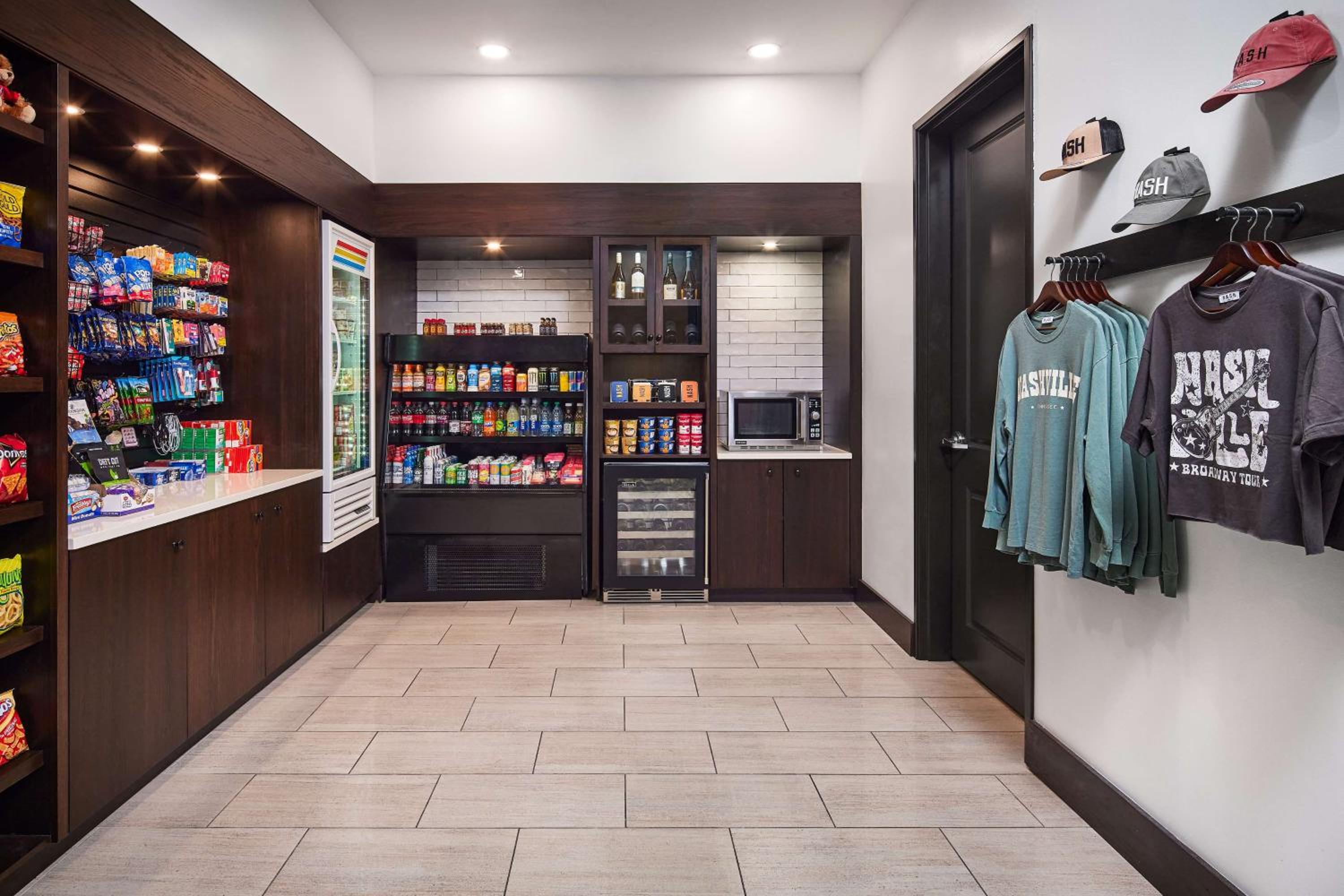 Hilton Garden Inn Nashville Downtown Convention Center 3