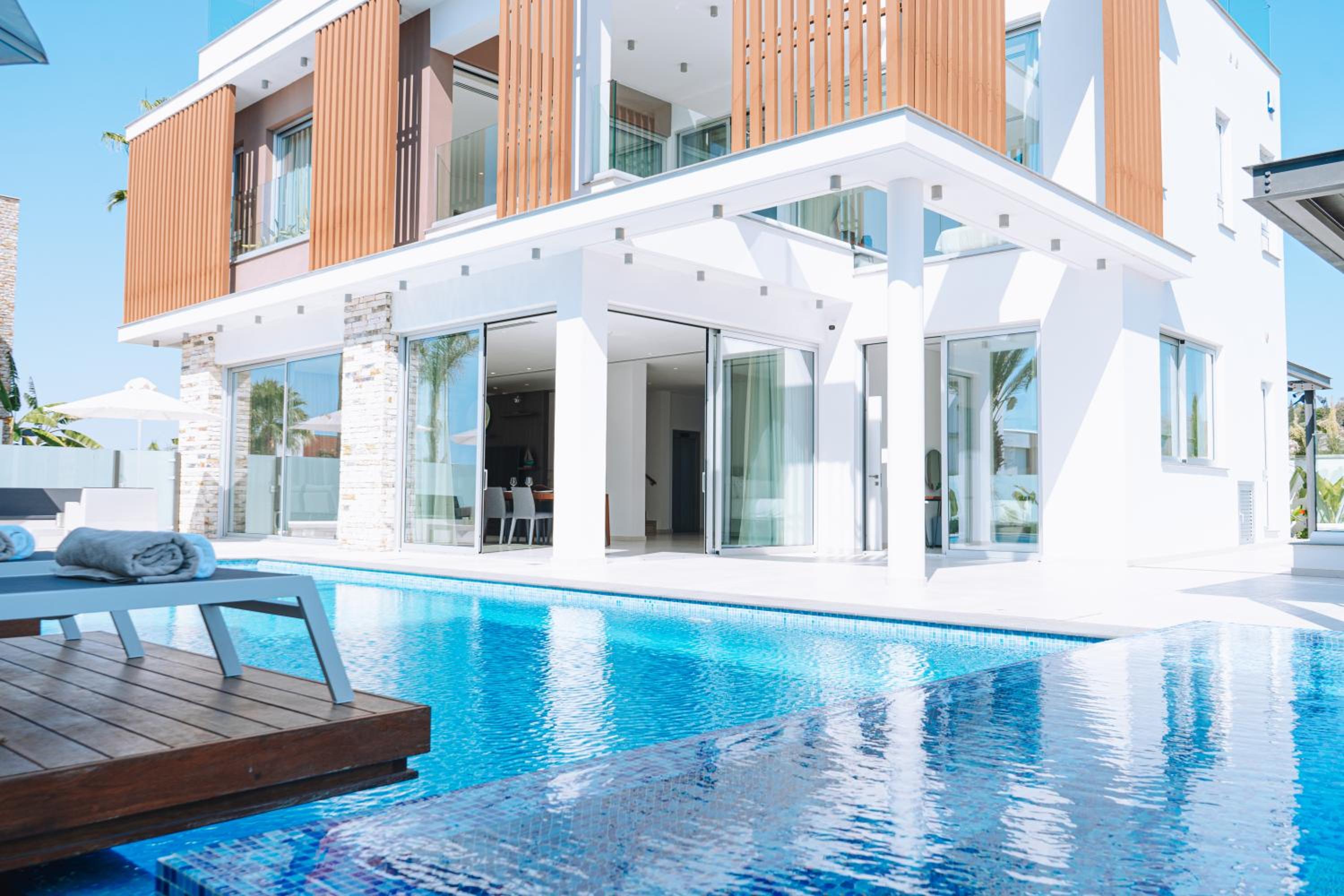 Vivo Mare Beachfornt Villas - Azure