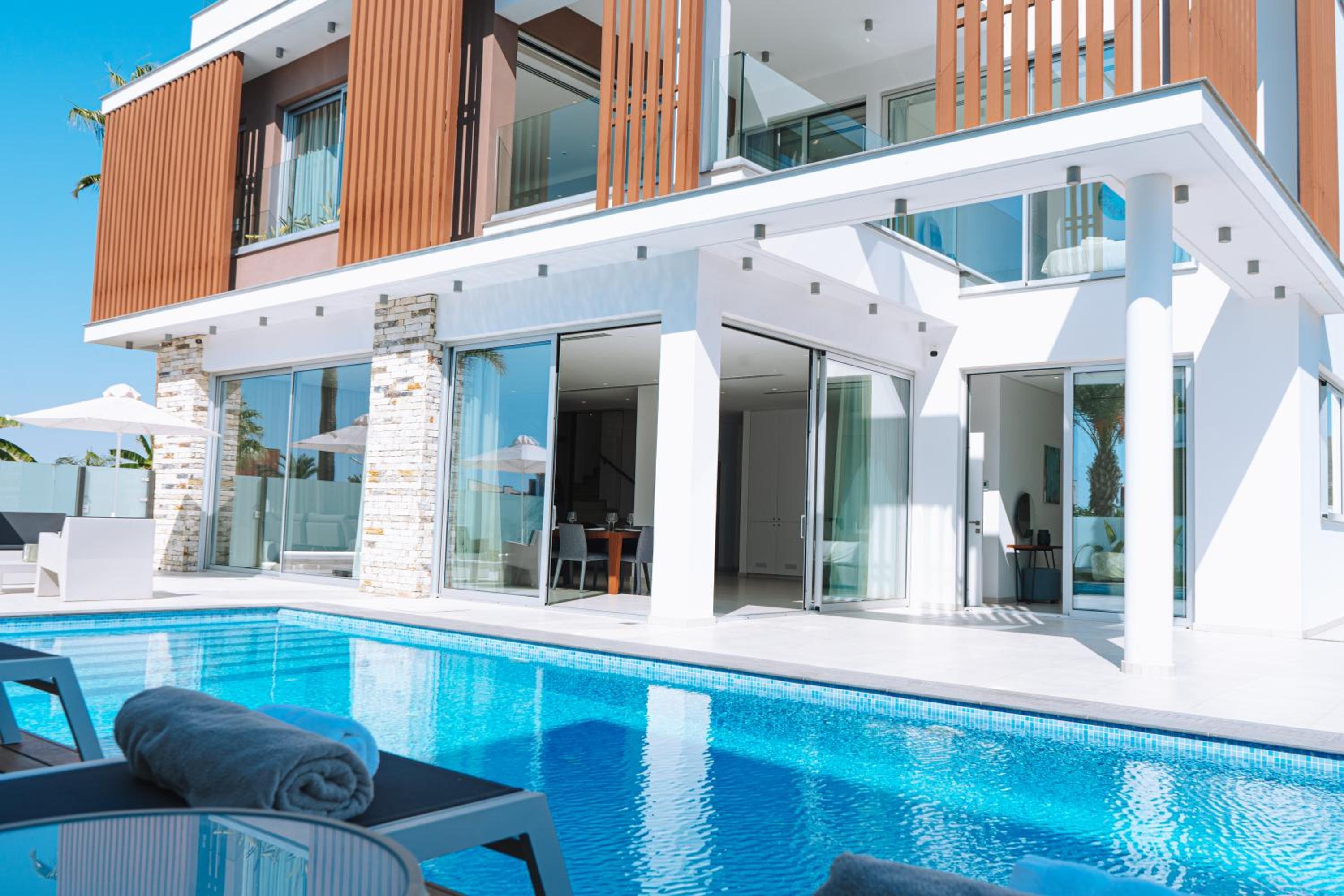 Vivo Mare Beachfornt Villas - Azure