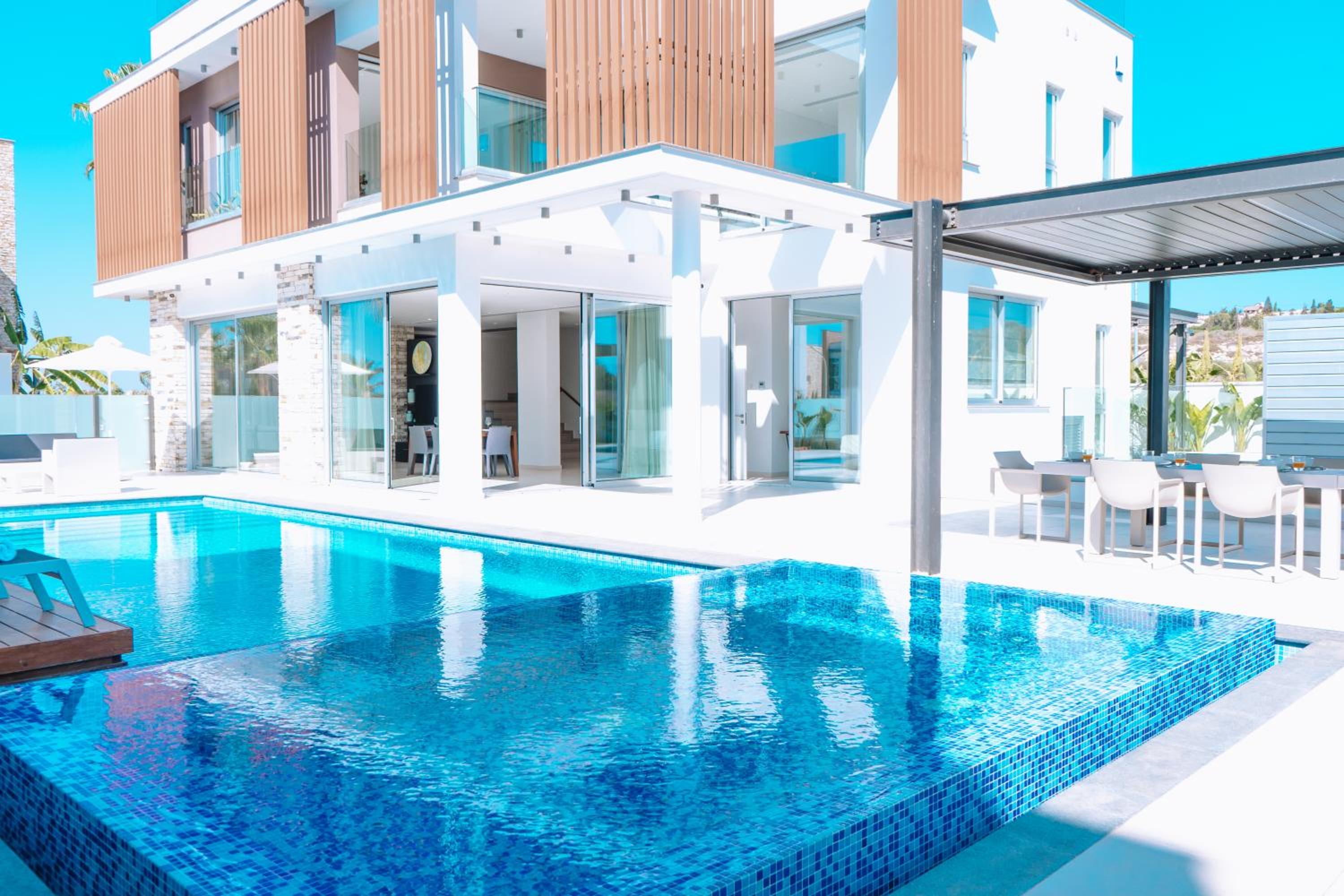 Vivo Mare Beachfornt Villas - Azure