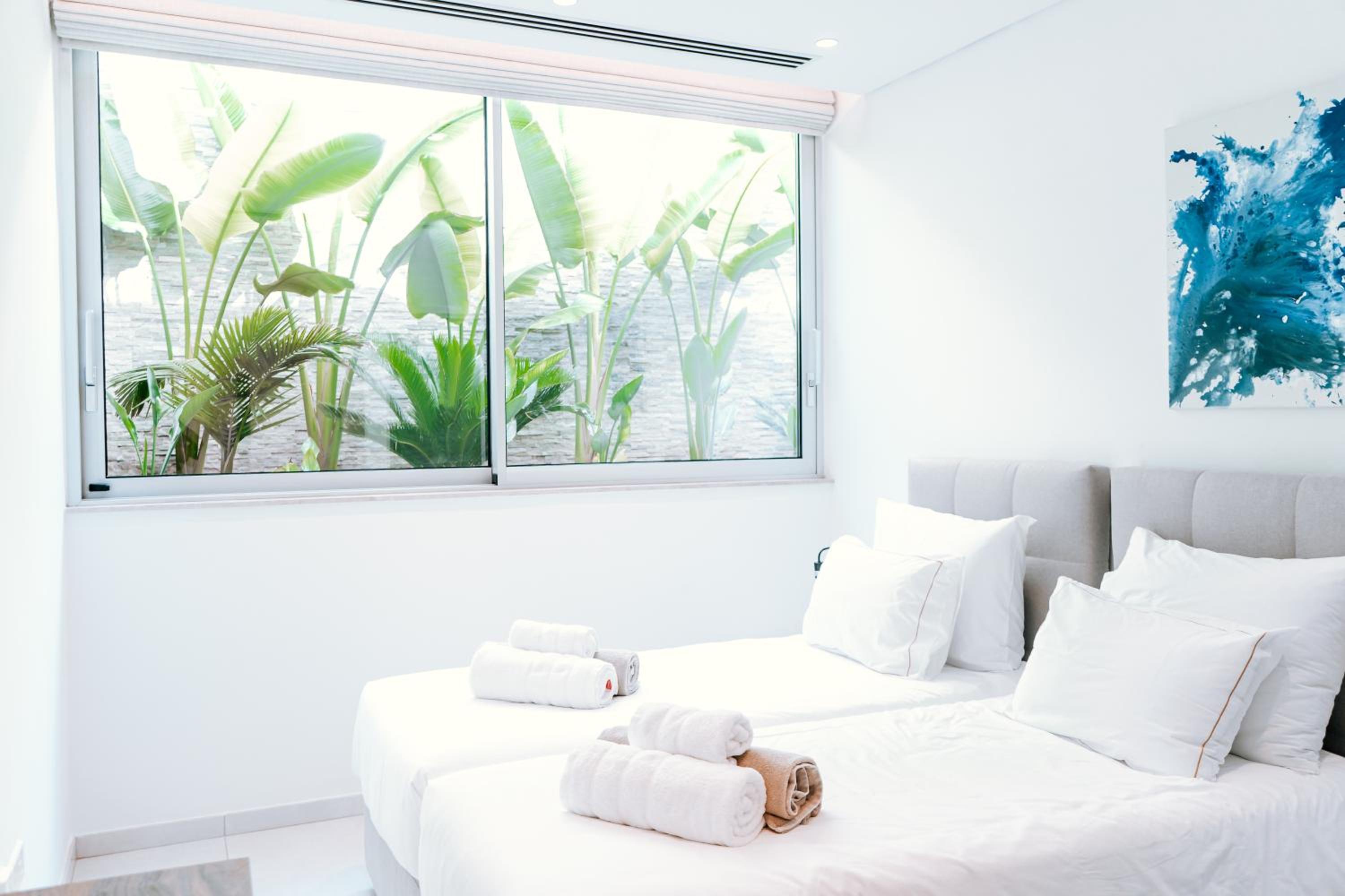 Vivo Mare Beachfornt Villas - Azure