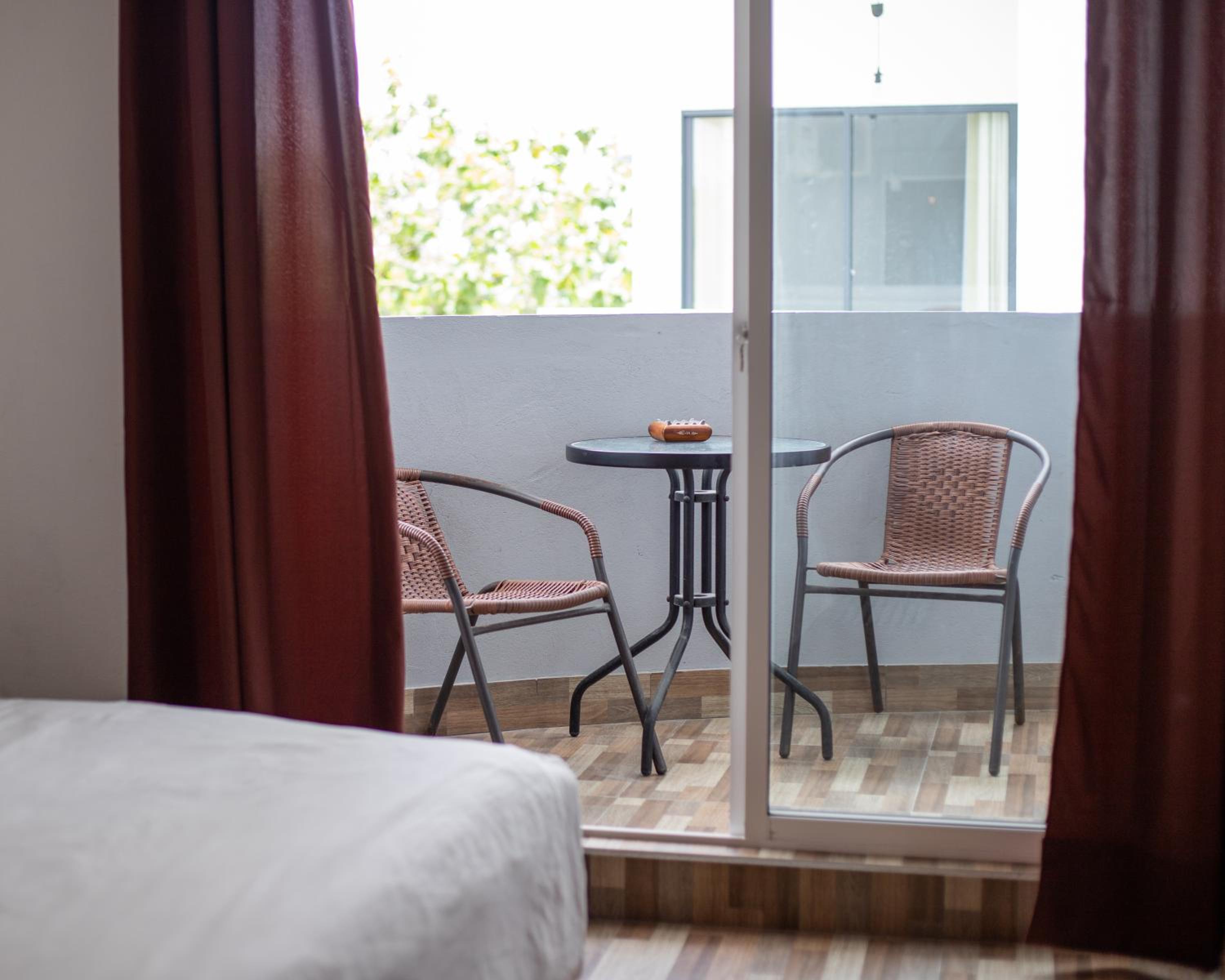Dhiffushi Inn 38