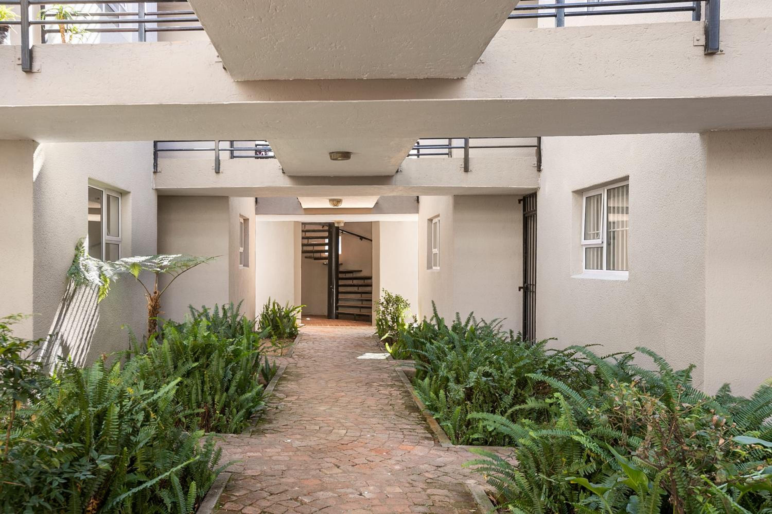 Marley on Katherine Apartments