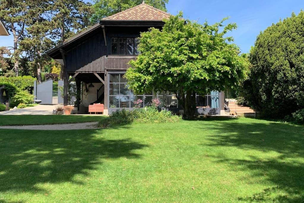 'Le Petit Clos Suites'- Charming Getaway on Leman Lake