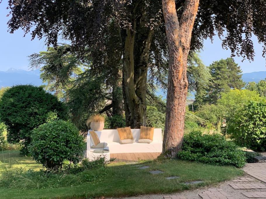 'Le Petit Clos Suites'- Charming Getaway on Leman Lake