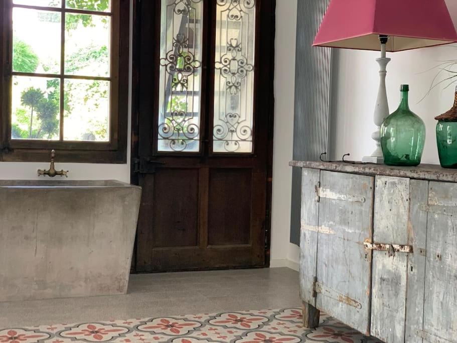 'Le Petit Clos Suites'- Charming Getaway on Leman Lake