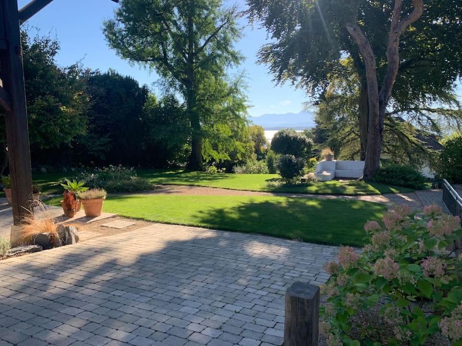 'Le Petit Clos Suites'- Charming Getaway on Leman Lake