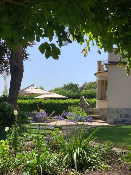 'Le Petit Clos Suites'- Charming Getaway on Leman Lake