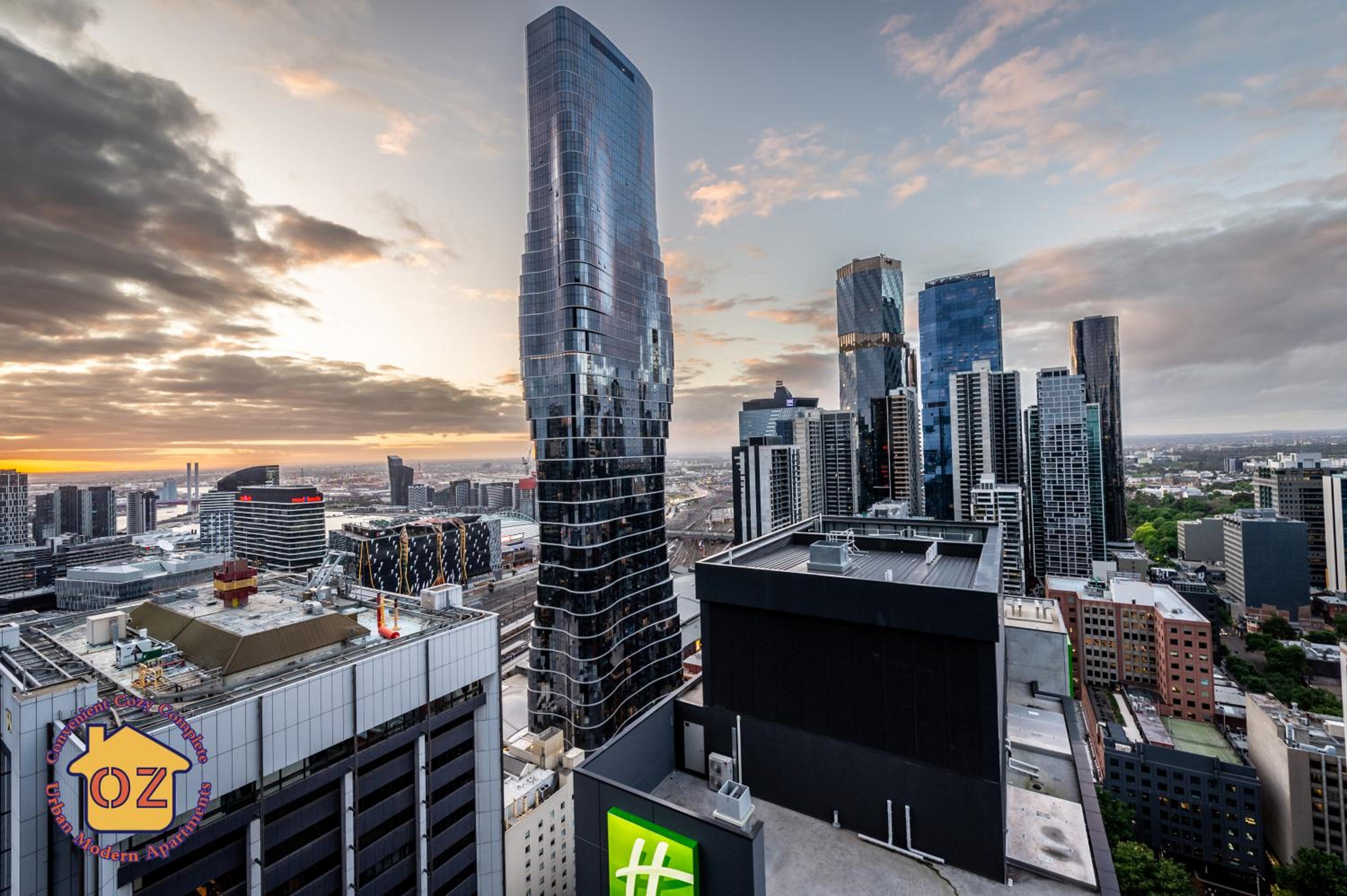 Aussie Escape Apartments-Skyline Collins Tower