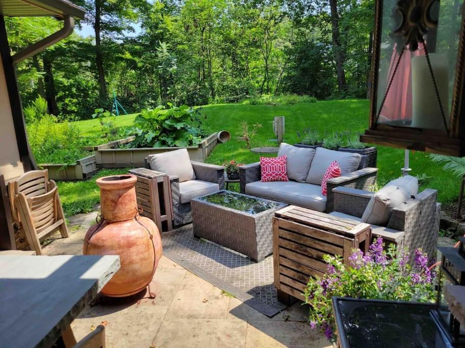 Anthropocene Jewel Cottage