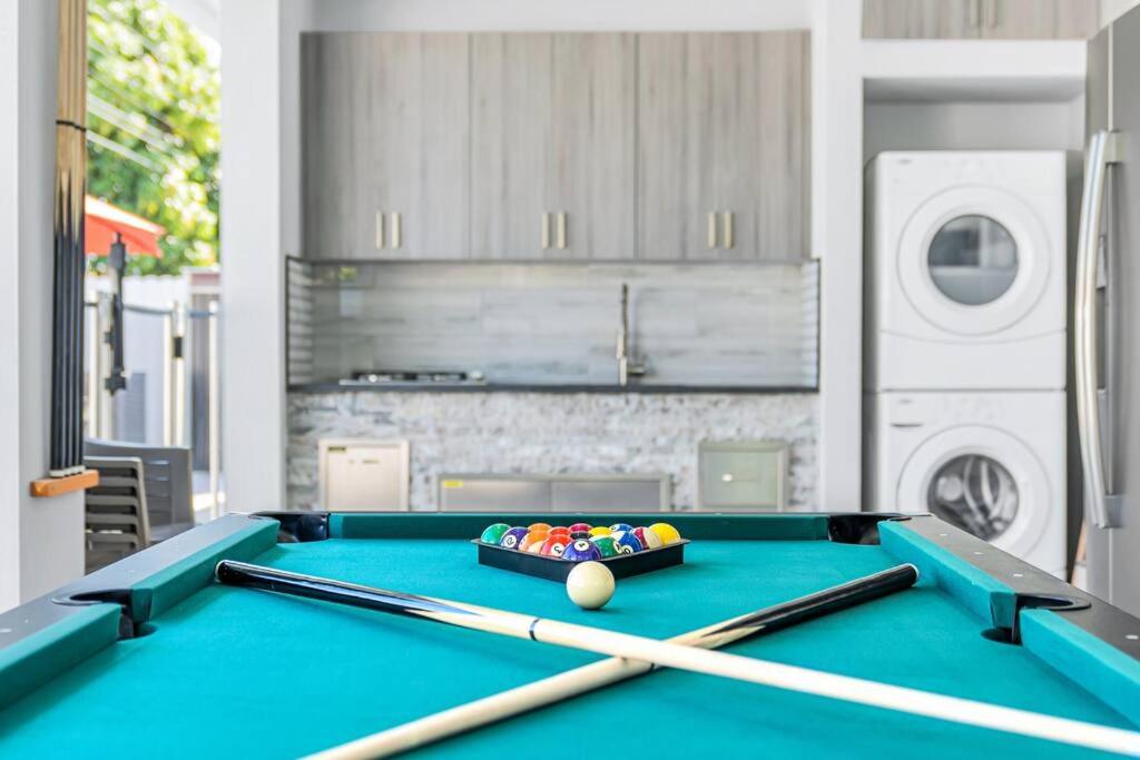 3 2 Family friendly Brand New Home w Pool
