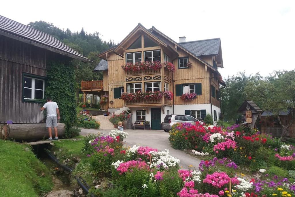 S'Rastl direkt mit Bergpanorama