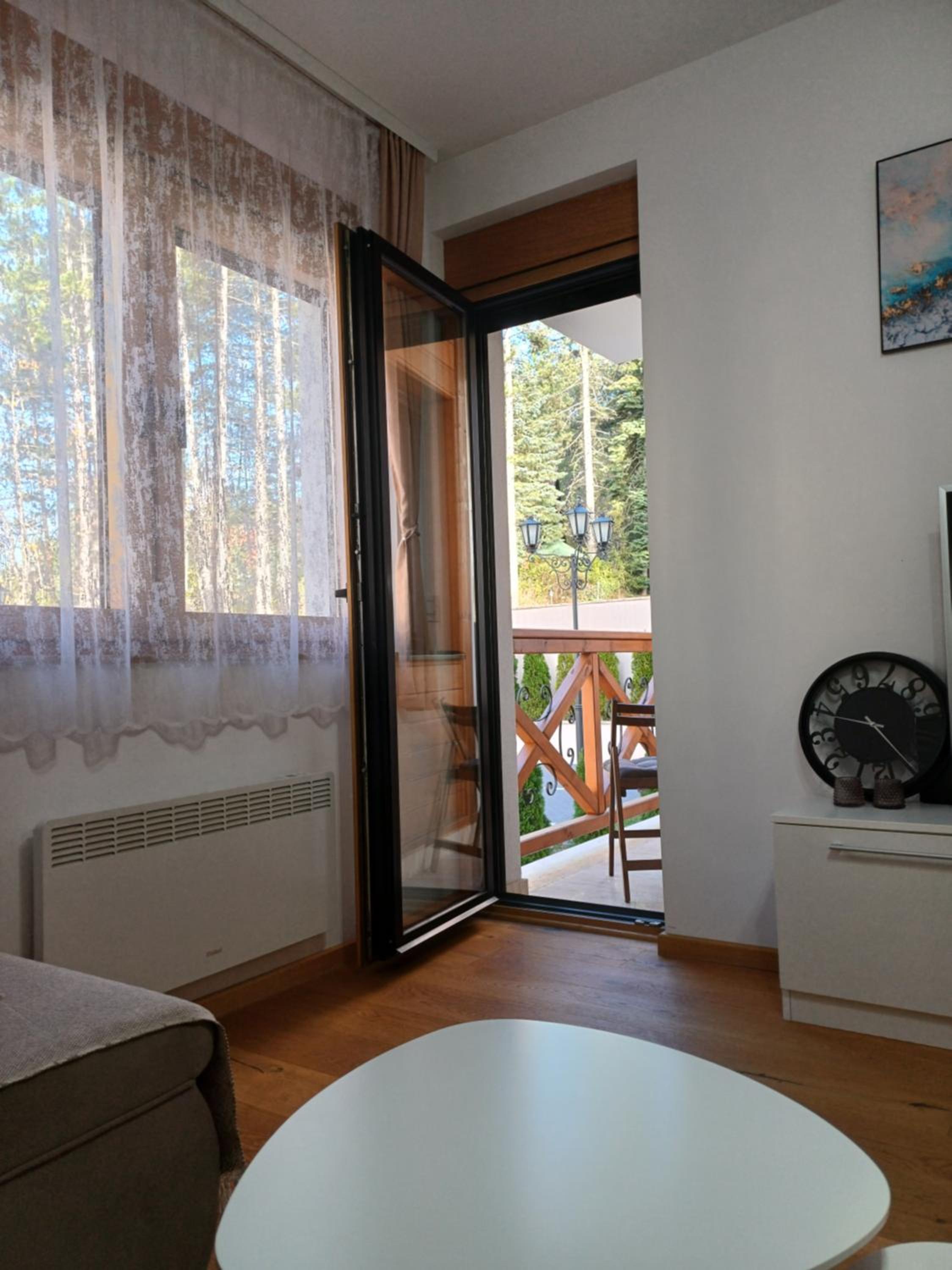 Felix Apartmani 6