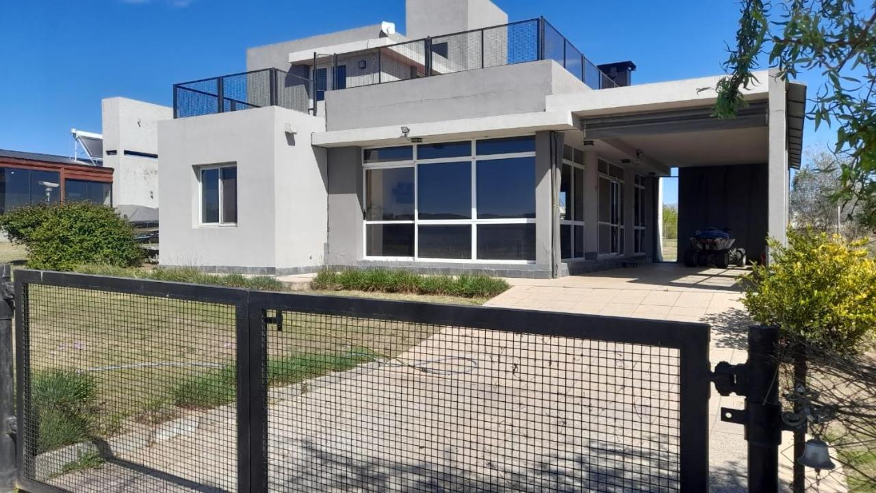 Casa en Barrio Privado Puerto del Aguila