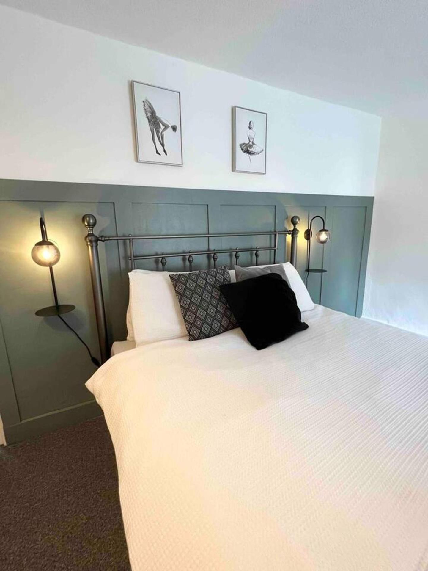 Cosy two bedrooom cottage set in a Dorset village