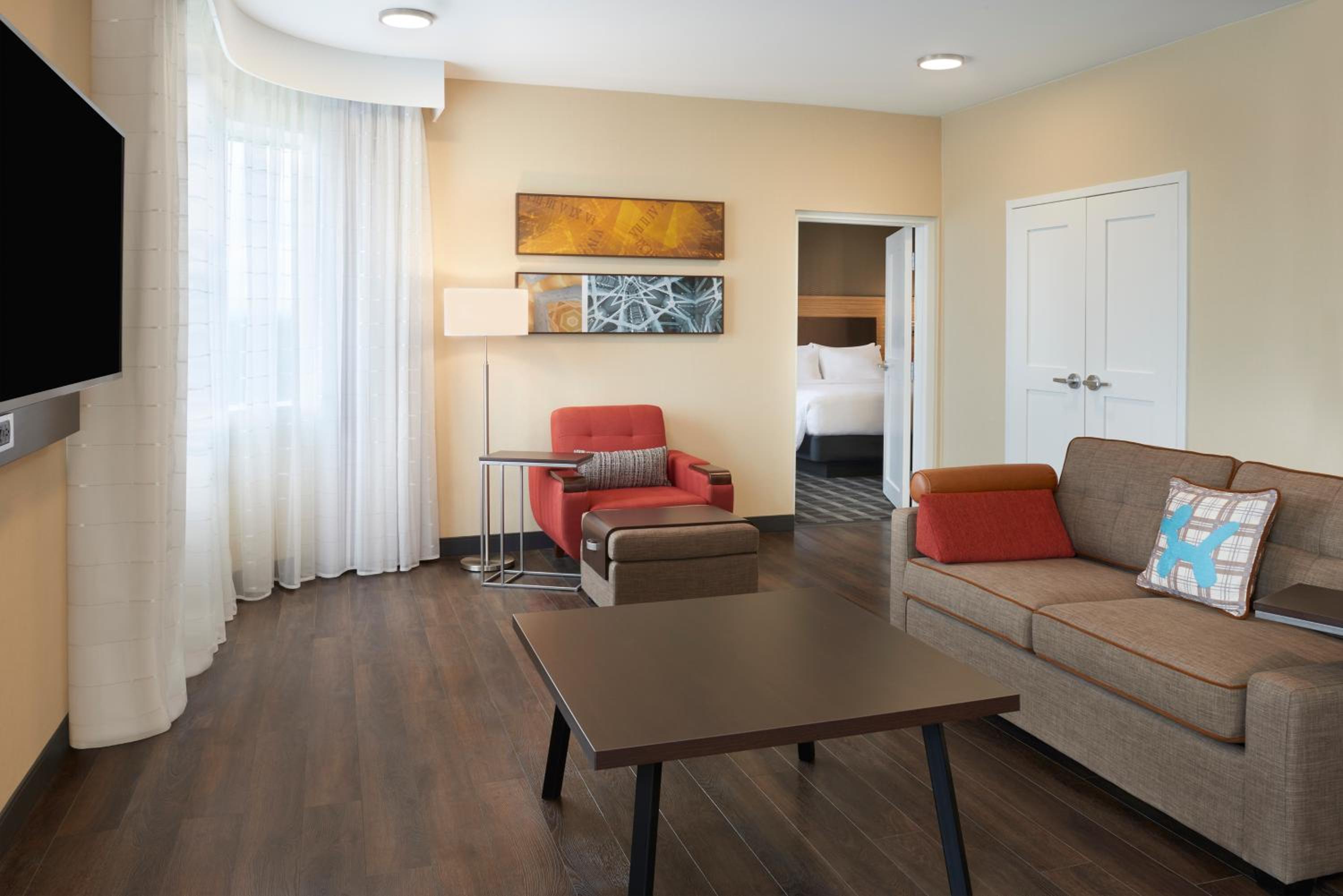 TownePlace Suites by Marriott Toronto Oakville - Property Image 63