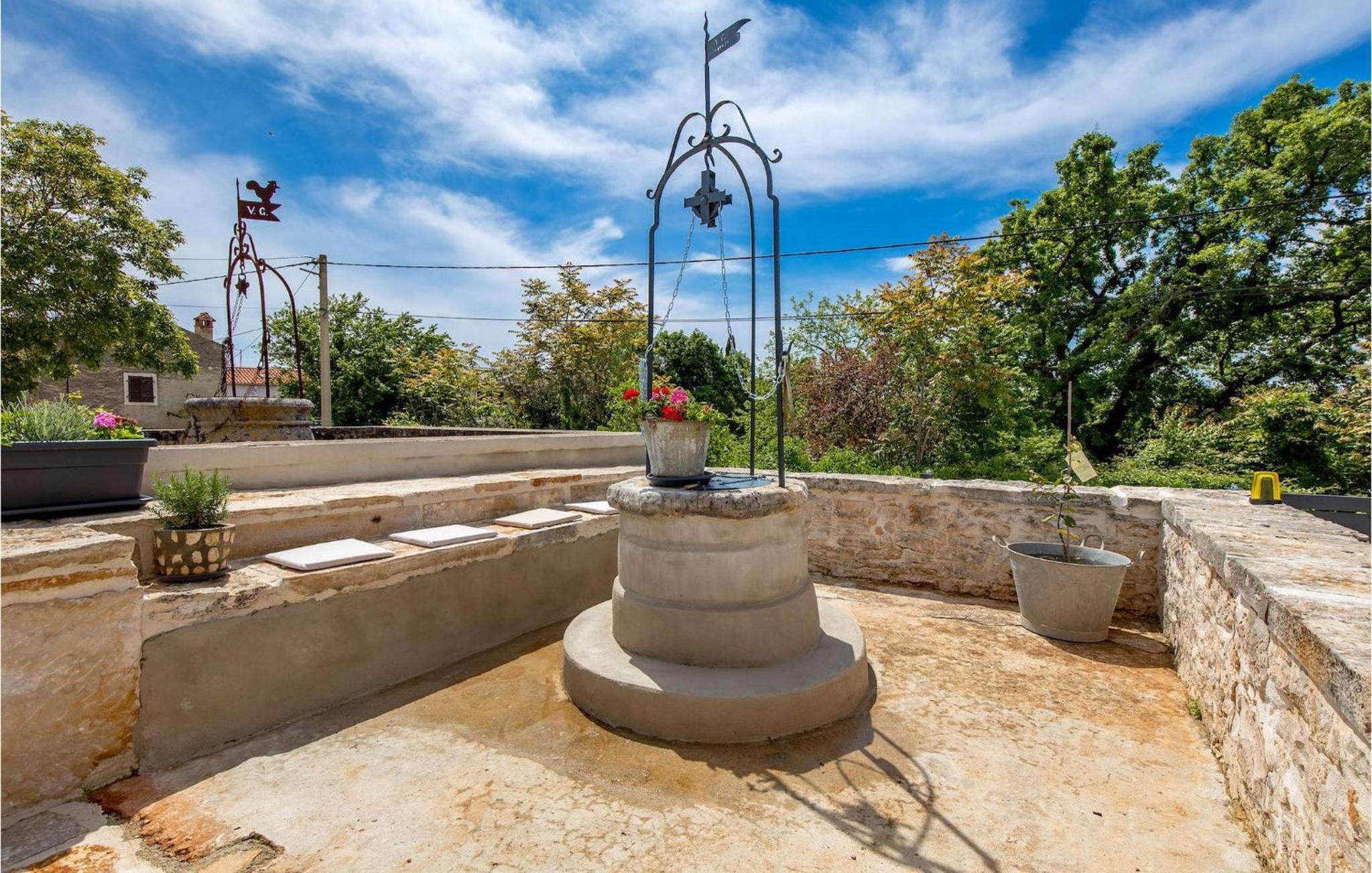 Villa Nola