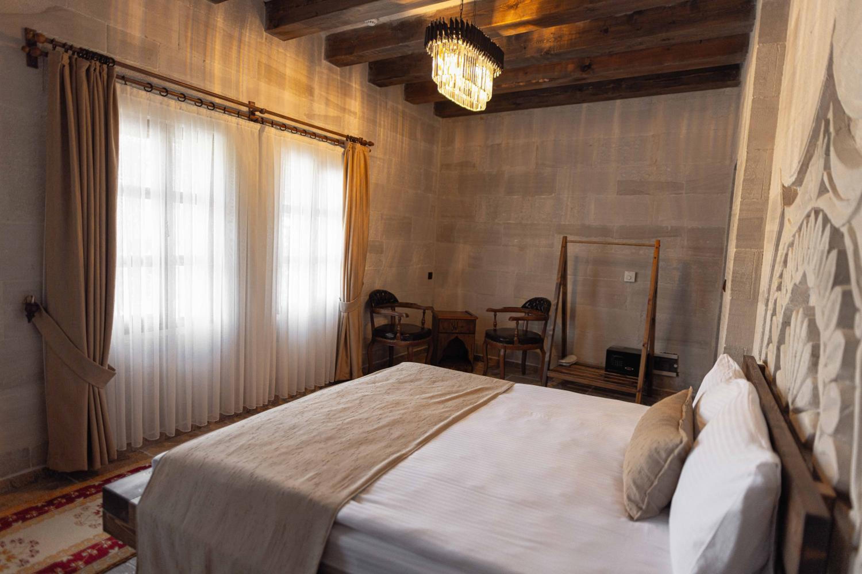 Noah's Ark Cave Hotel - Image 35