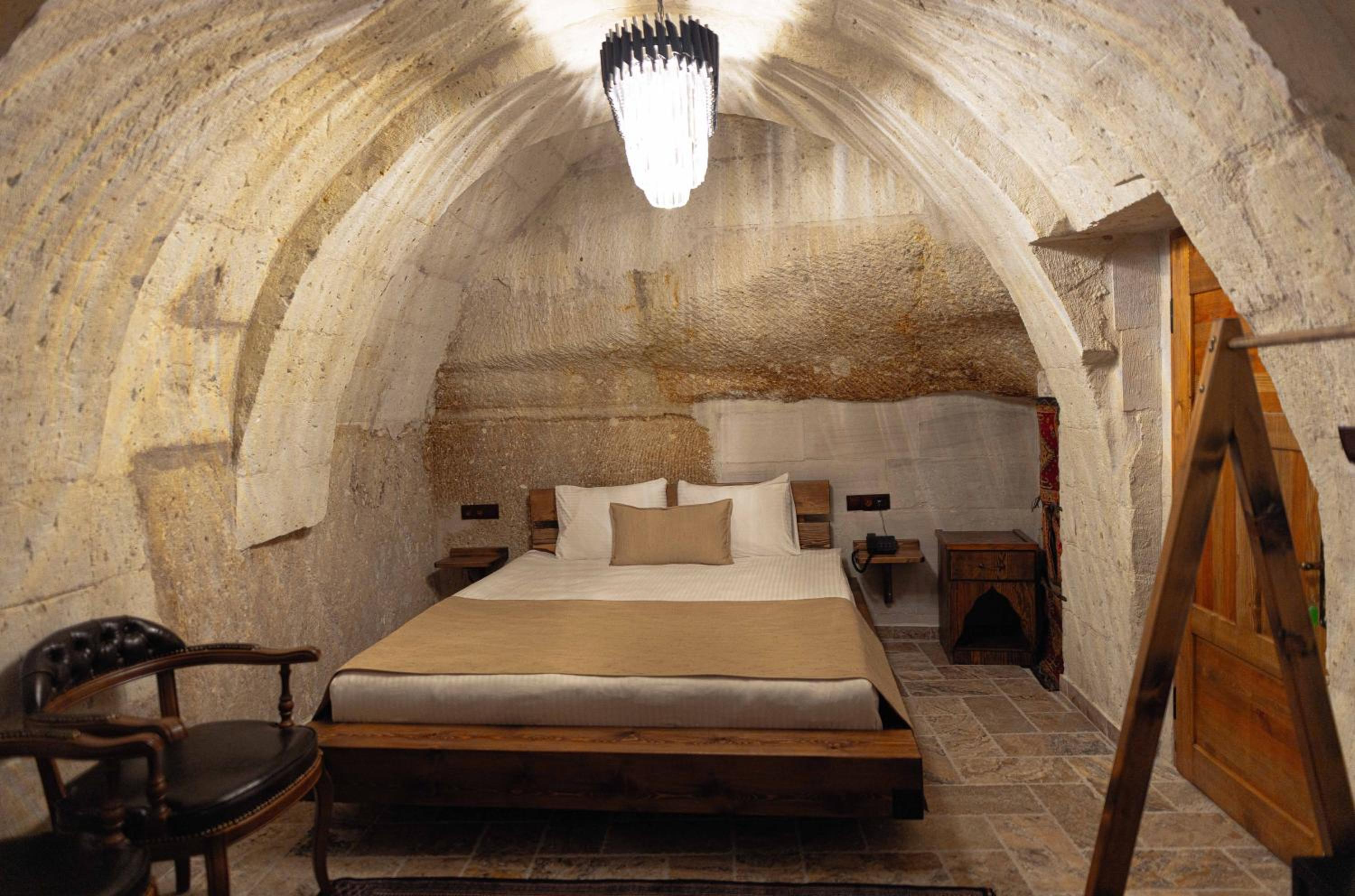 Noah's Ark Cave Hotel - Image 34