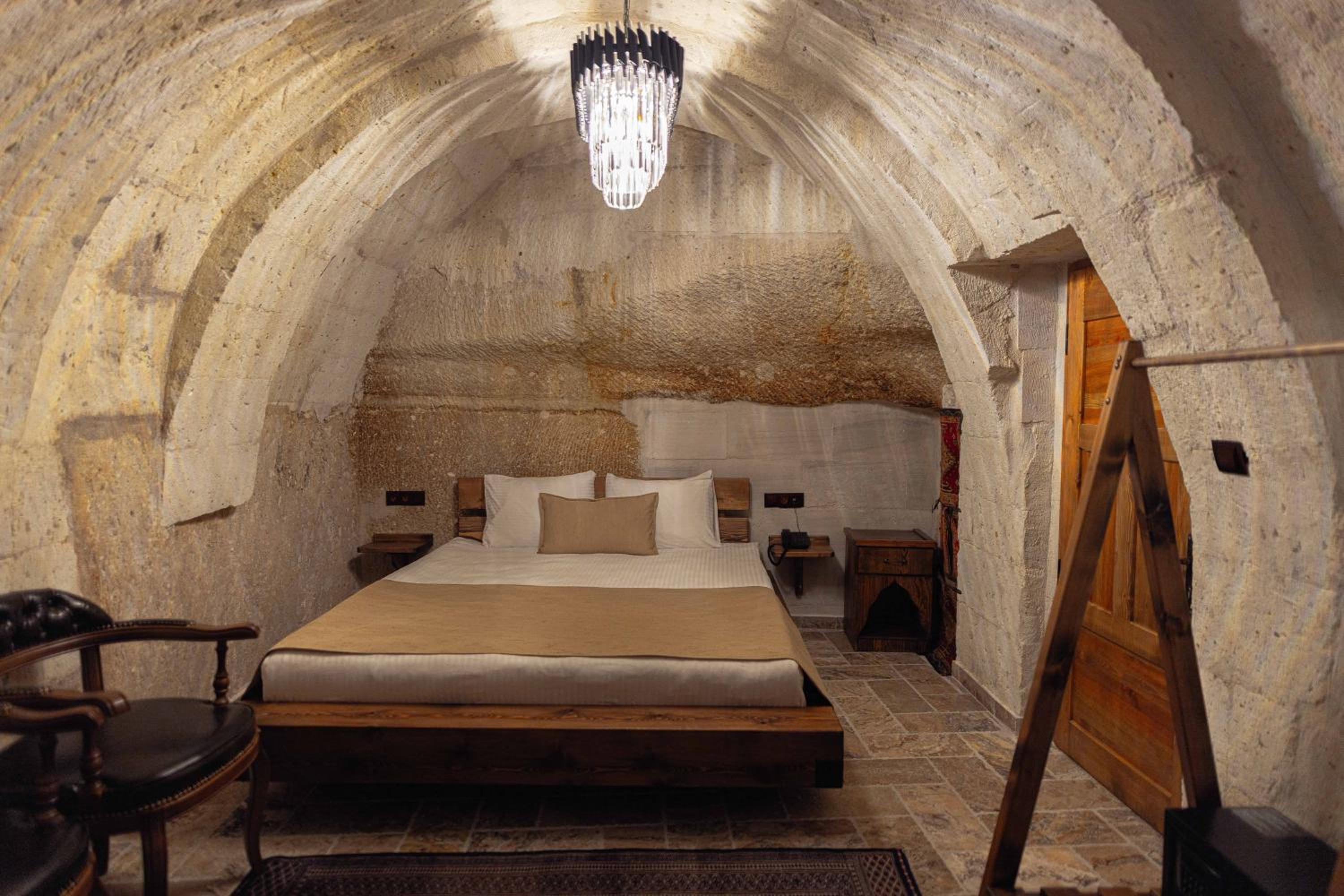 Noah's Ark Cave Hotel - Image 208