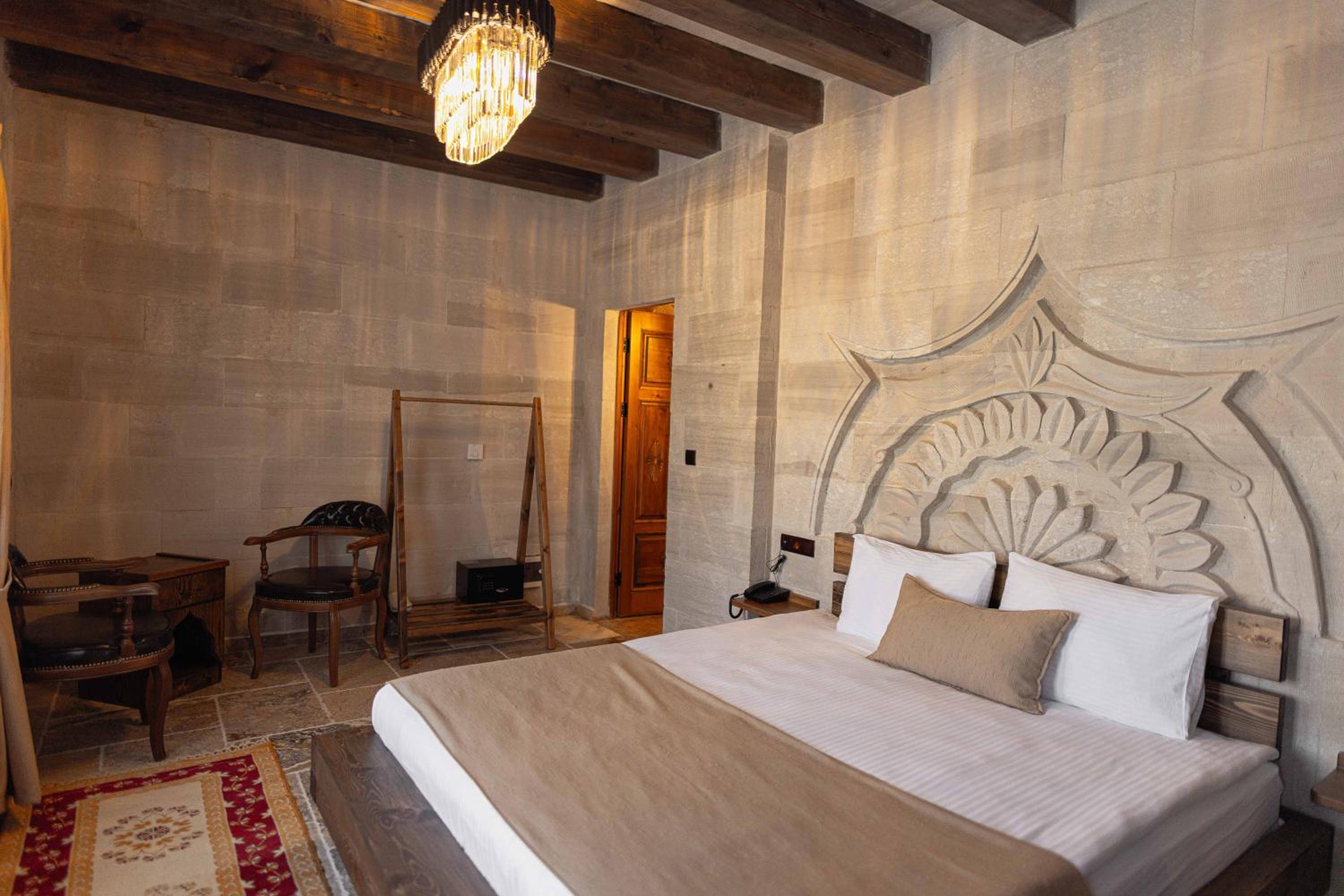 Noah's Ark Cave Hotel - Image 44