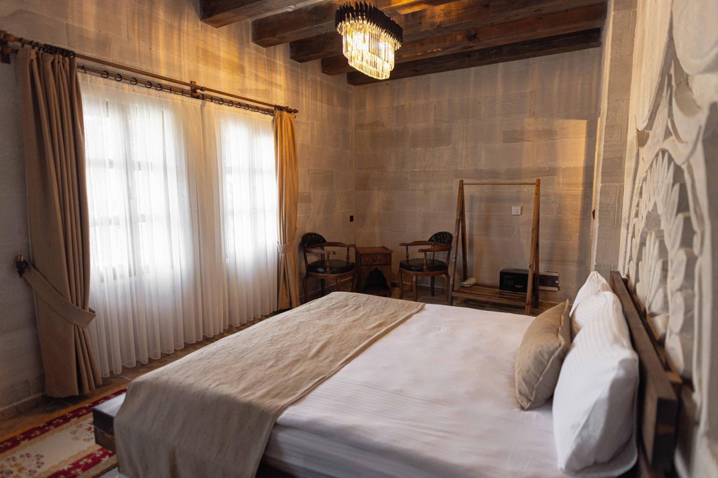 Noah's Ark Cave Hotel - Image 245