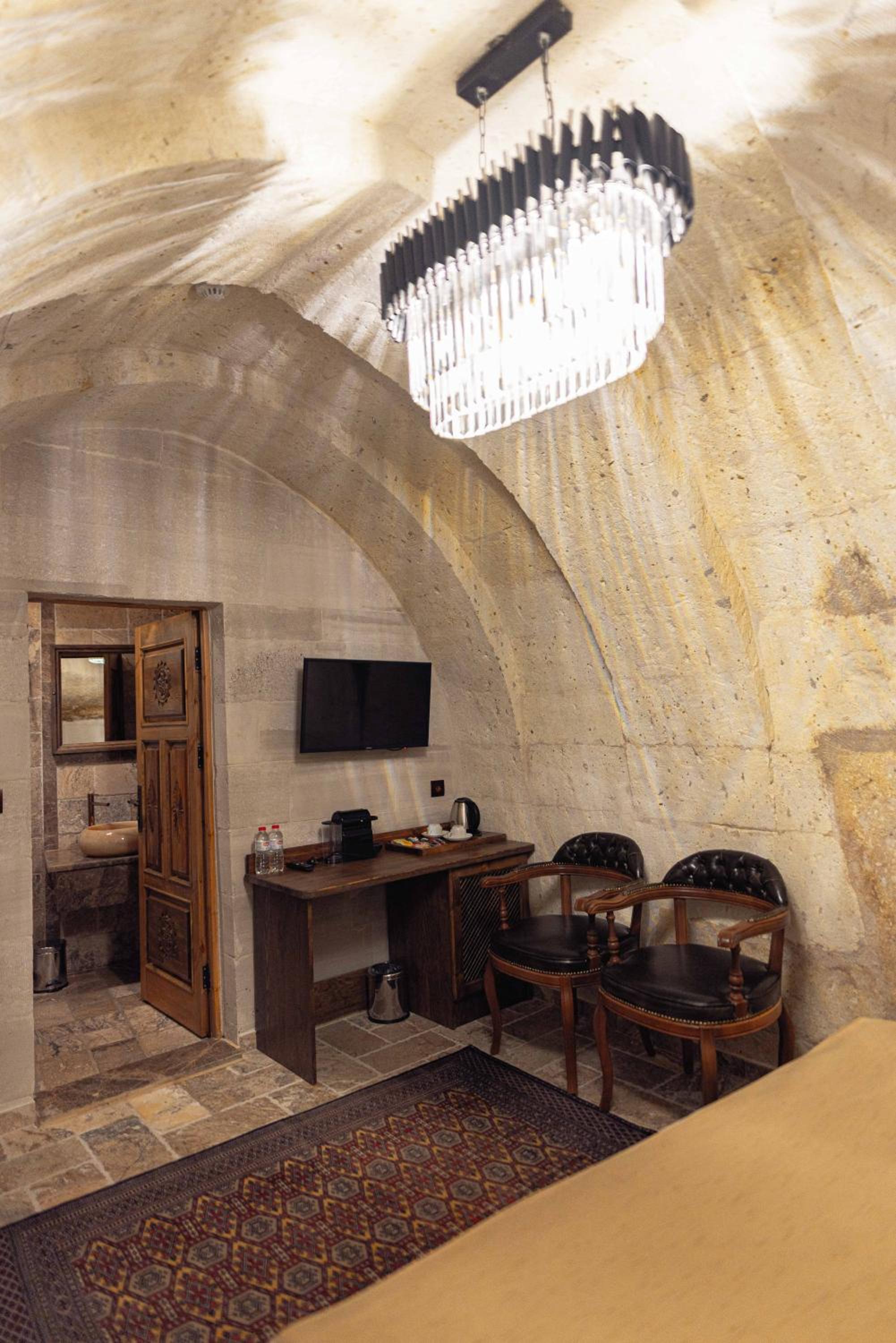 Noah's Ark Cave Hotel - Image 87