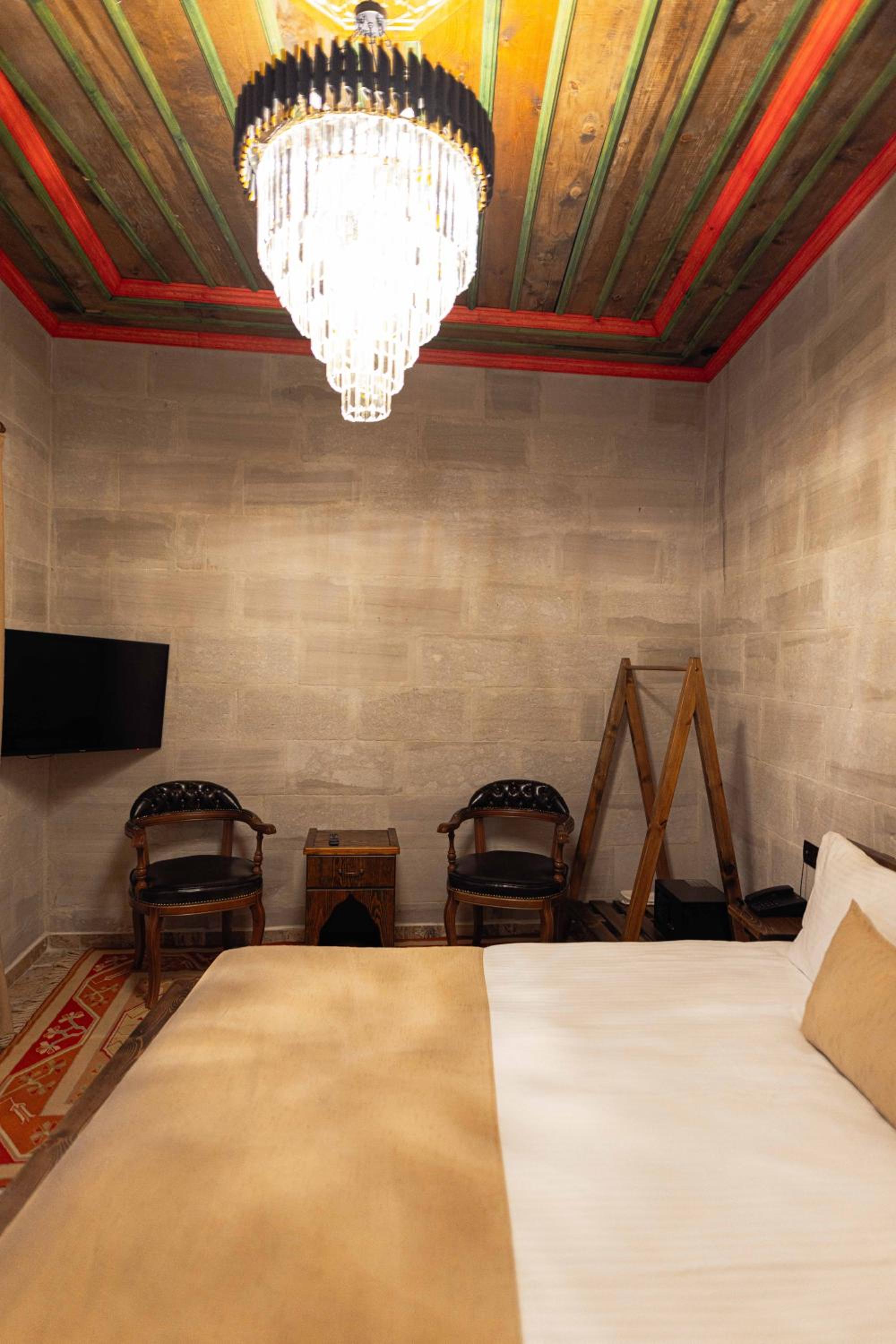 Noah's Ark Cave Hotel - Image 262