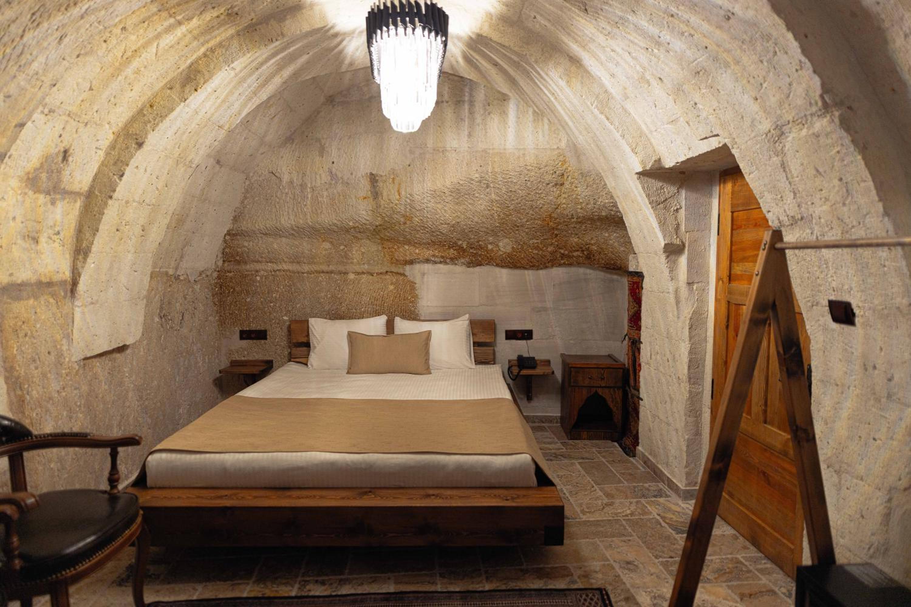 Noah's Ark Cave Hotel - Image 261